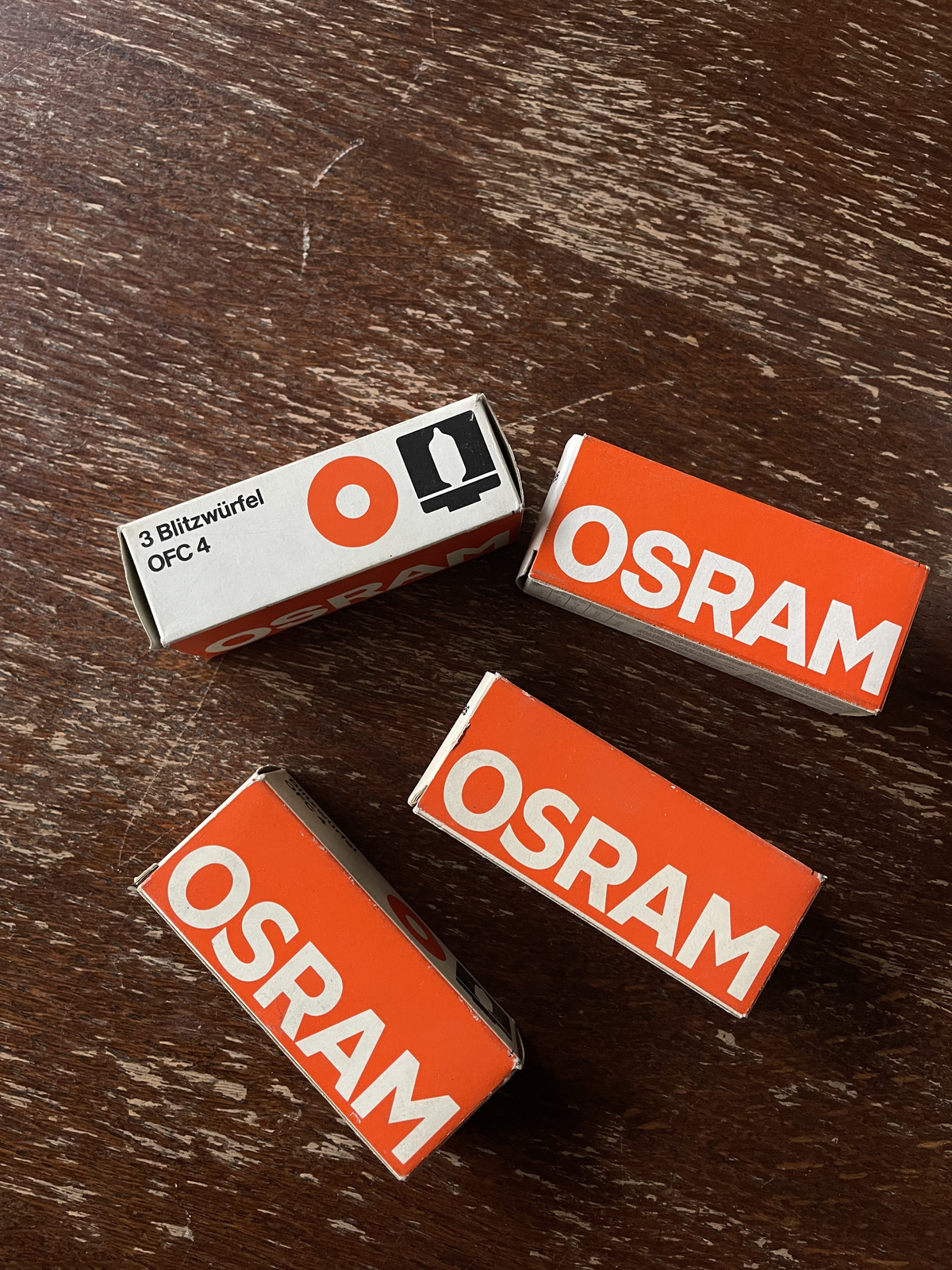OSRAM Flashcube OFC4 – 24 Boxes (288 Shots) – Never Used in Original Box