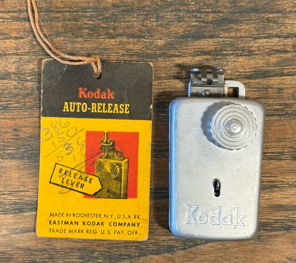 VINTAGE KODAK AUTO-RELEASE SELF-TIMER With Tag- EXCELLENT CONDITION Fast Ship