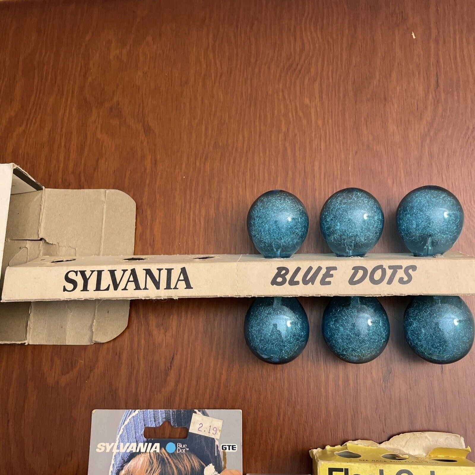 Vintage Sylvania Flashbulbs Flashcubes Blue Dot Bulbs Assorted Mixed Cubes Bar