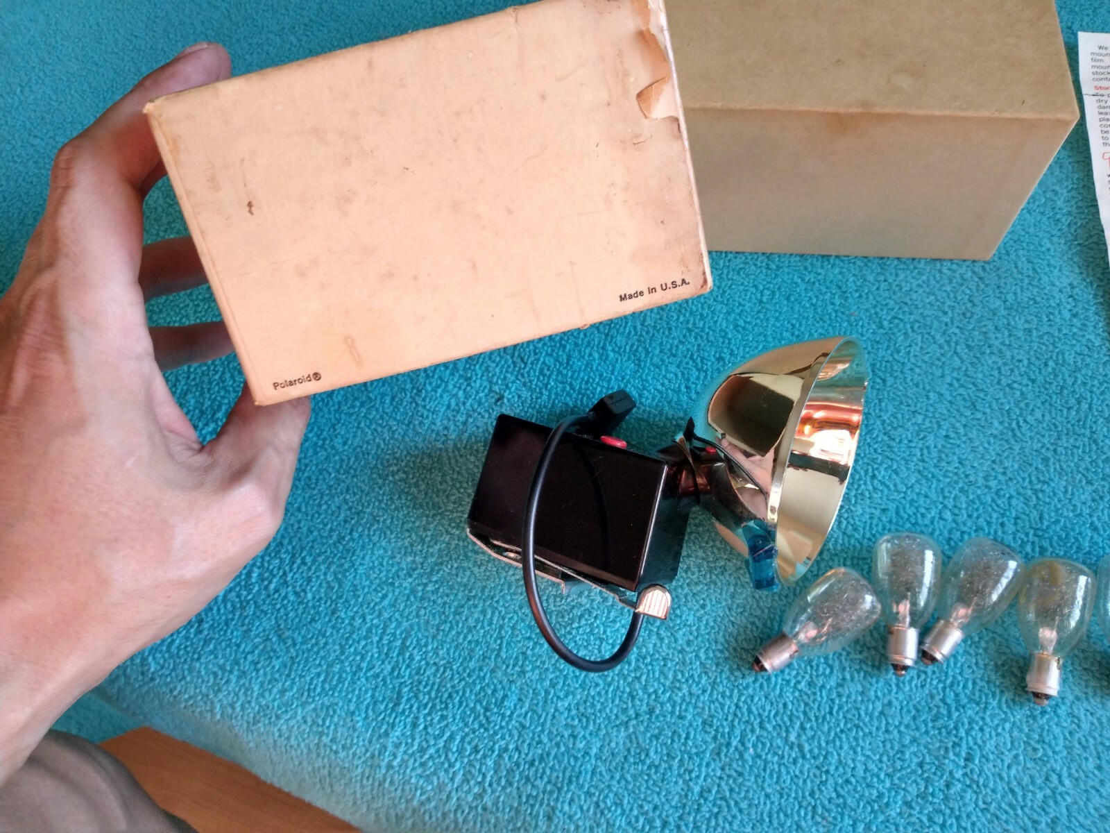 Vintage Camera Polaroid Flashgun Model #268 With Original Box and Bulbs.