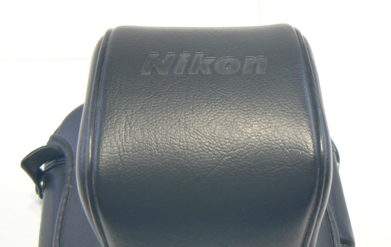 Nikon 35mm Camera Black Snap Case with Black Felt Interior – Made in Japan