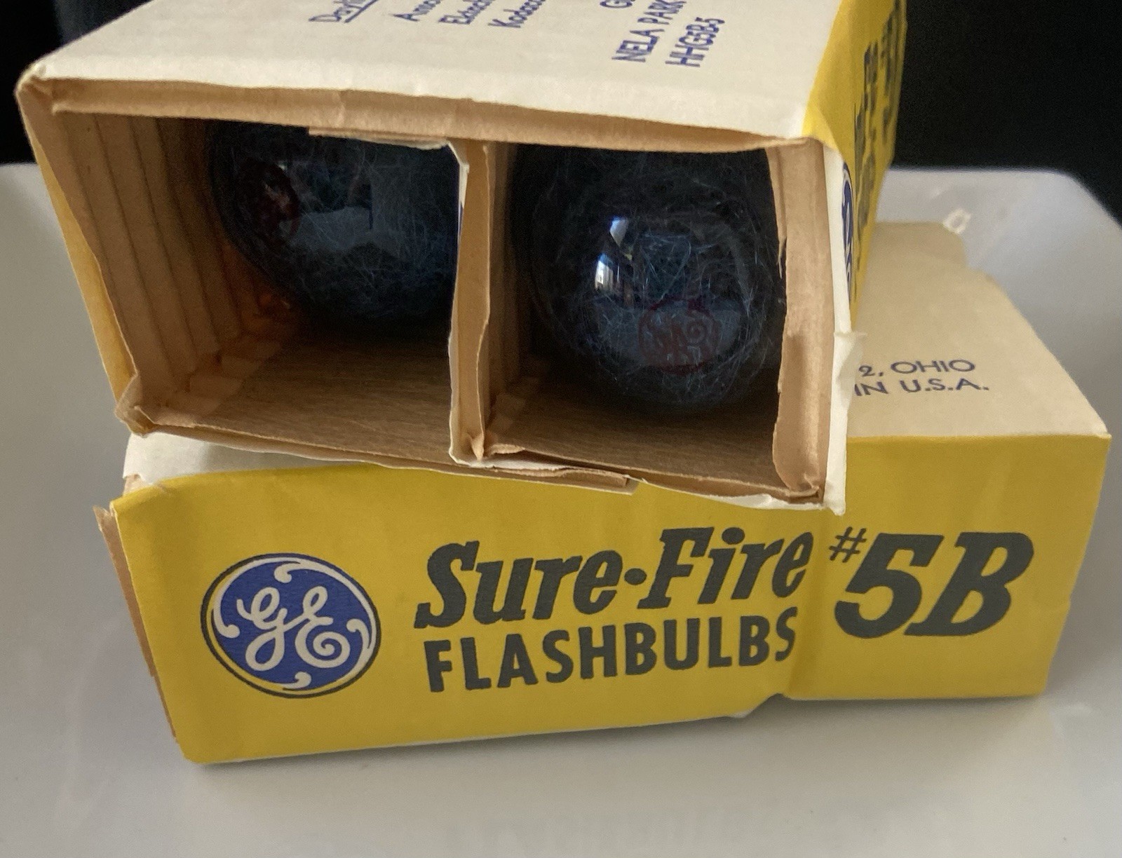 Flashbulbs General Electric Surefire 5b Socket Photography Vintage Camera