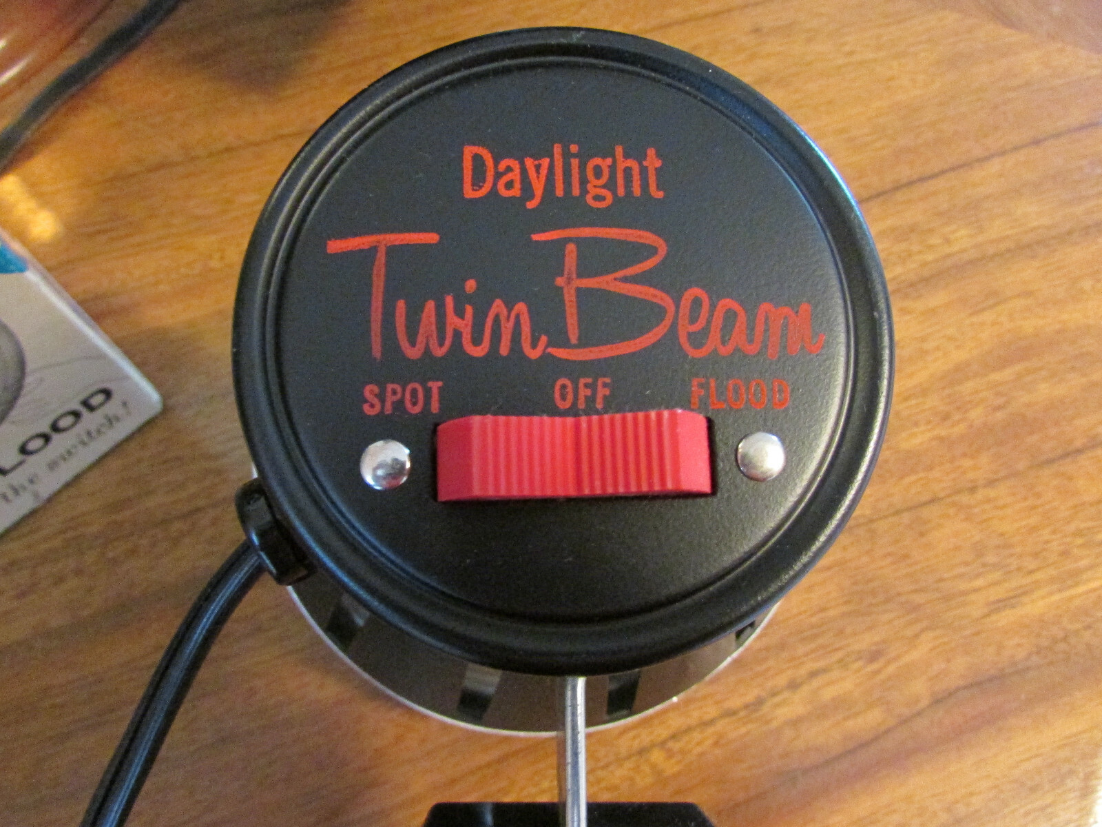 VINTAGE BOXED MOBILITE TWIN BEAM ZOOM SPOT TO FLOOD DAYLIGHT MOVIE SYLVANIA LAMP