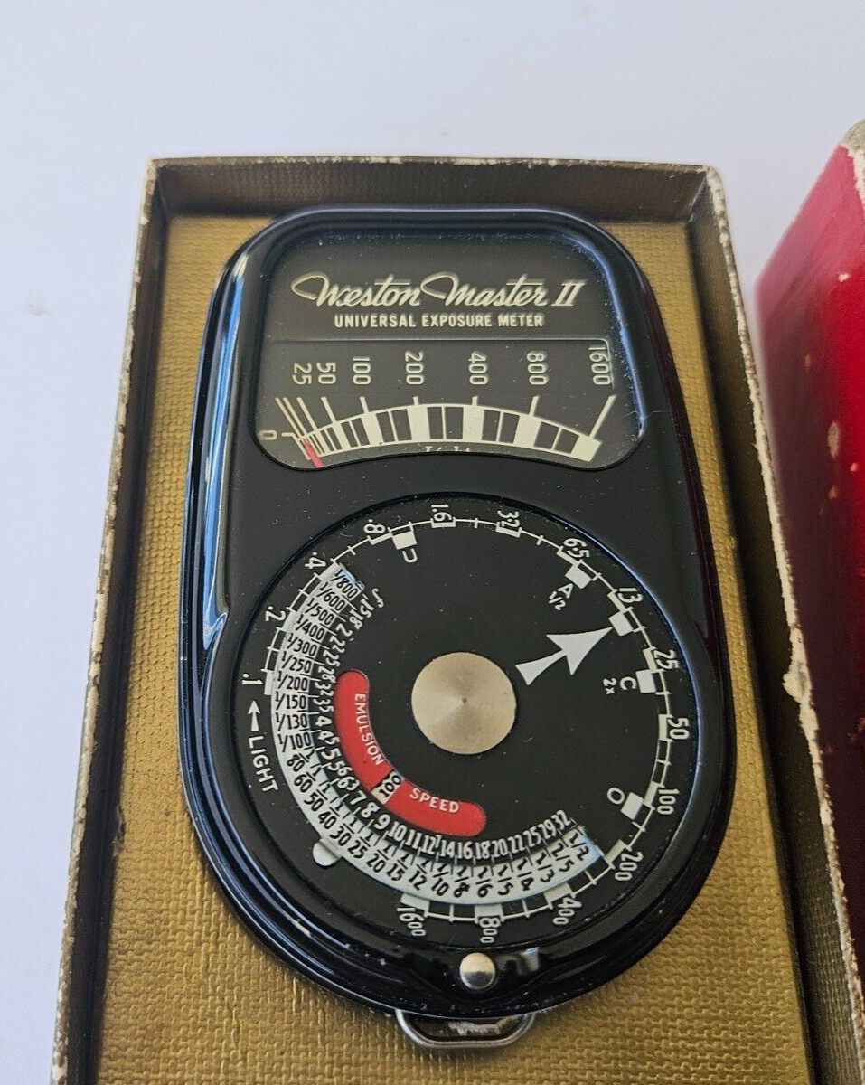 Vintage Weston Master II Exposure Meter Universal Model 735 w/Box & Papers