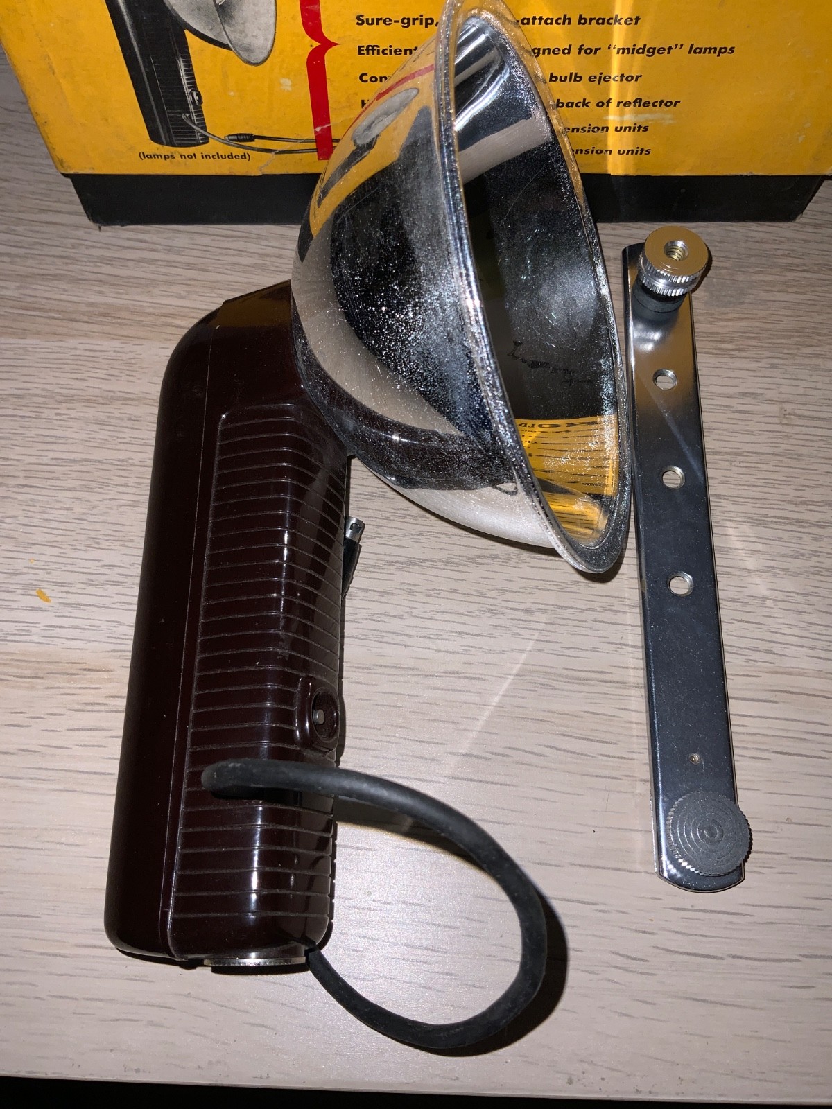 Vintage KODAK Standard B-C Flasholder with Bracket – Original Box