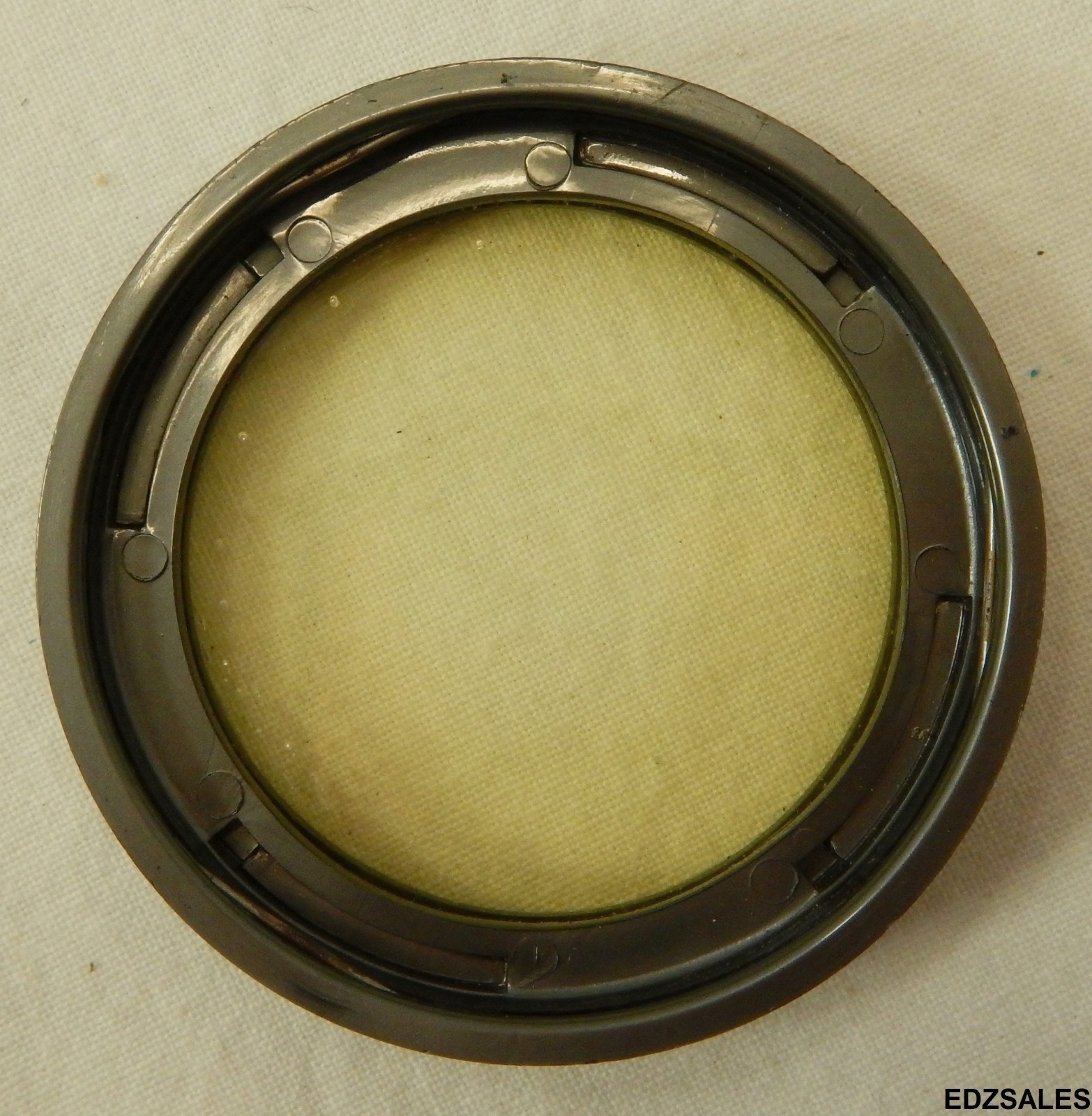 Polaroid Lens Kits – 550 Close-Up, 551 Filter Yellow Polarizing Shade Kit