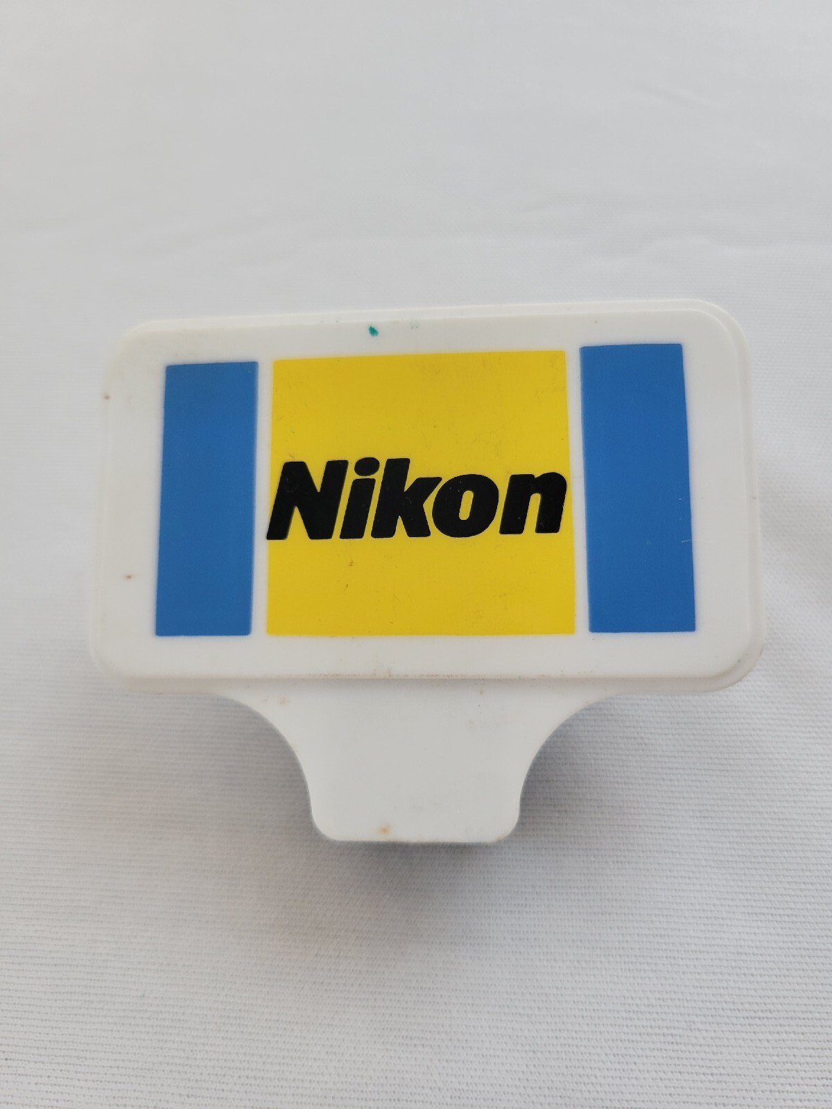 Nikon Magnetic Clip Promo From The 1980s