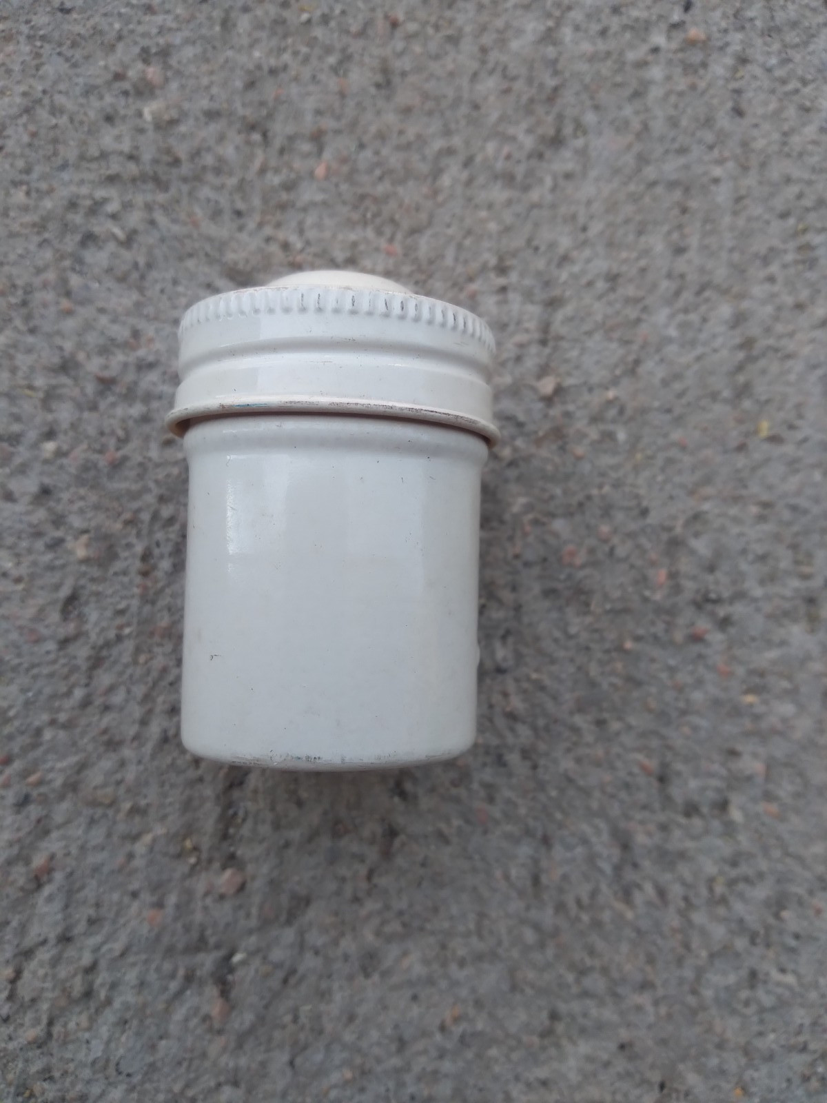 Vintage Metal Kodak 35mm Film Can Tin Holder White
