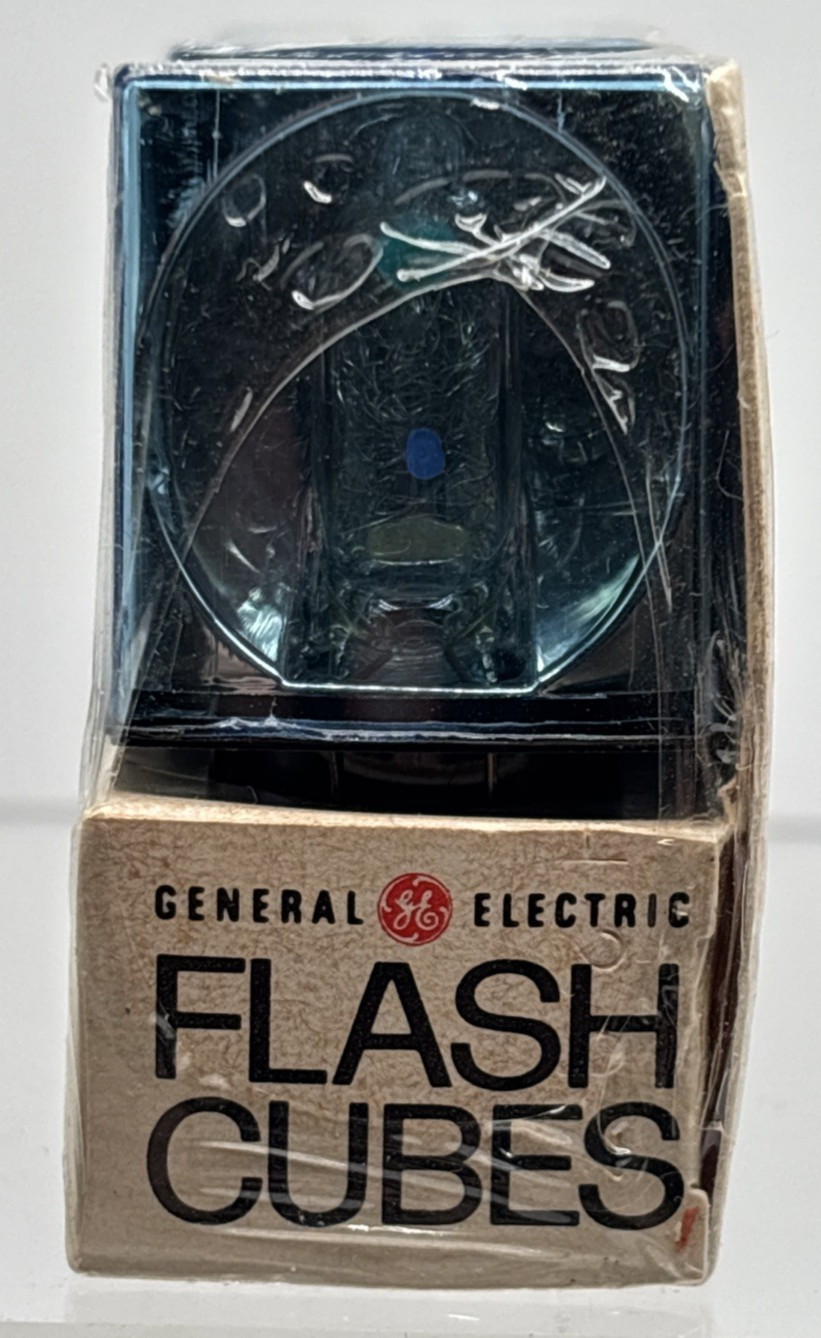 Vintage GE 1960’s Bluecoat Flashcubes SEALED Pack of 3 Cubes