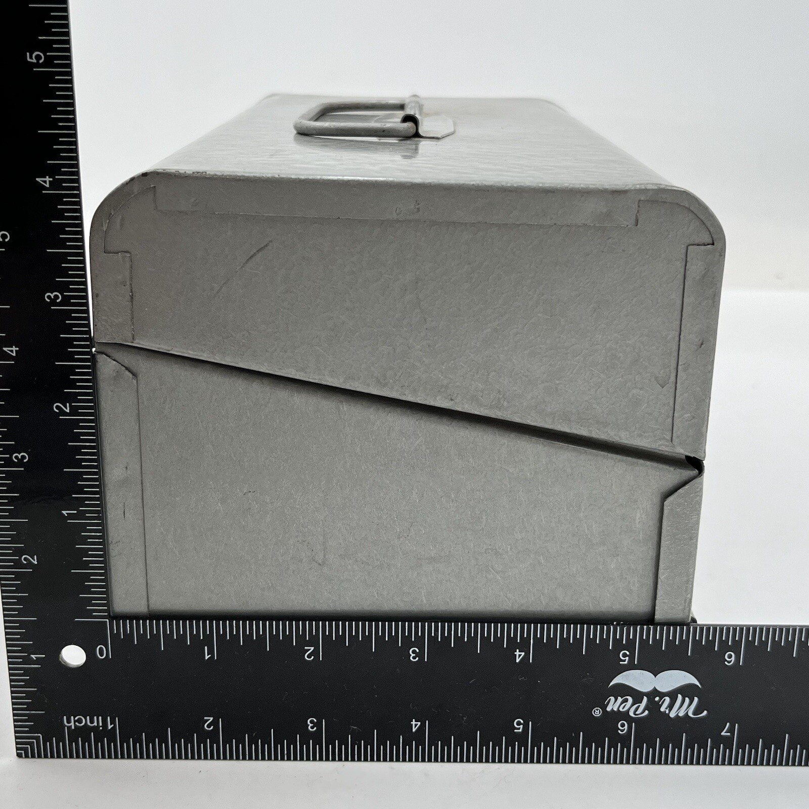 VTG Metal 8mm Movie Film Reel Can Storage Box Slotted 13 Slots For 5″ Reel Cans