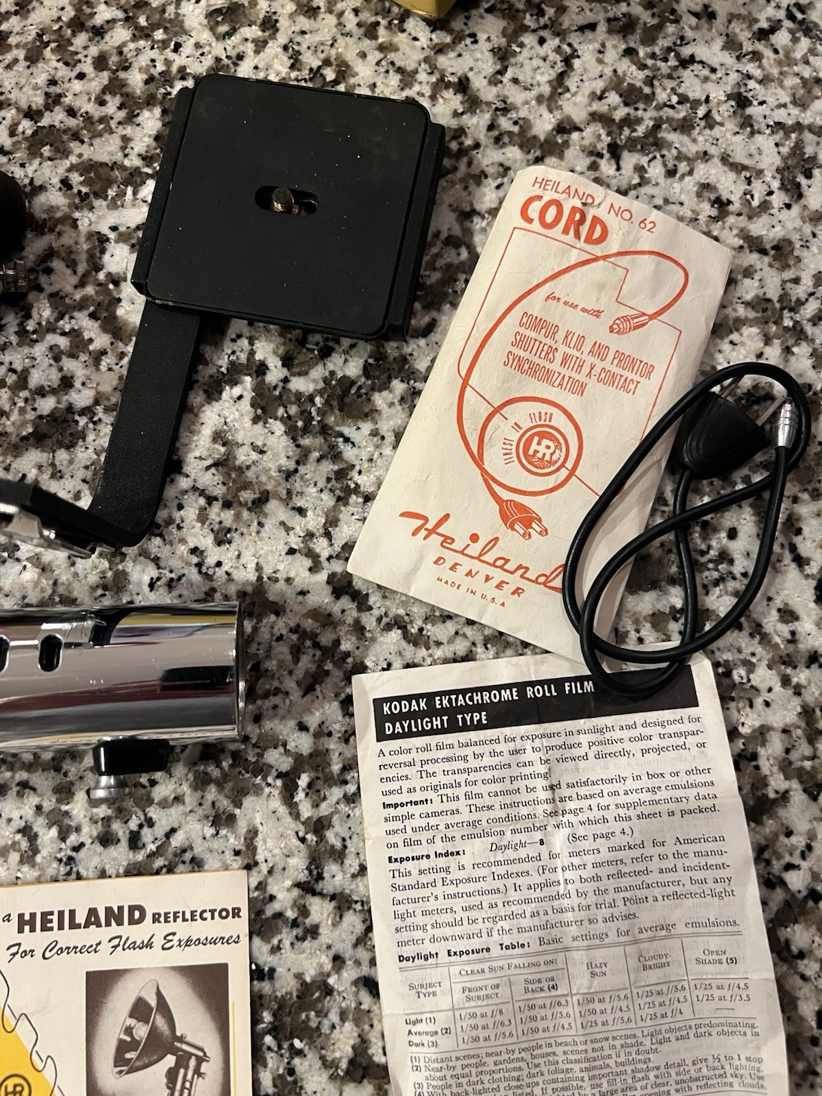 Vintage Heiland Flash Extension with Reflector And Cord