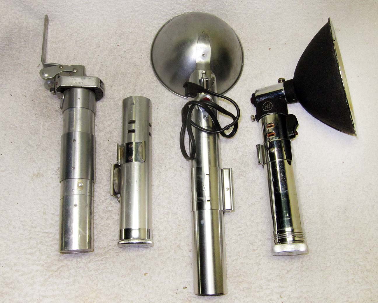 4 Vintage PRESS Camera FLASH Handle’s. Graflex,Heiland,etc. STAR WARS Lightsaber