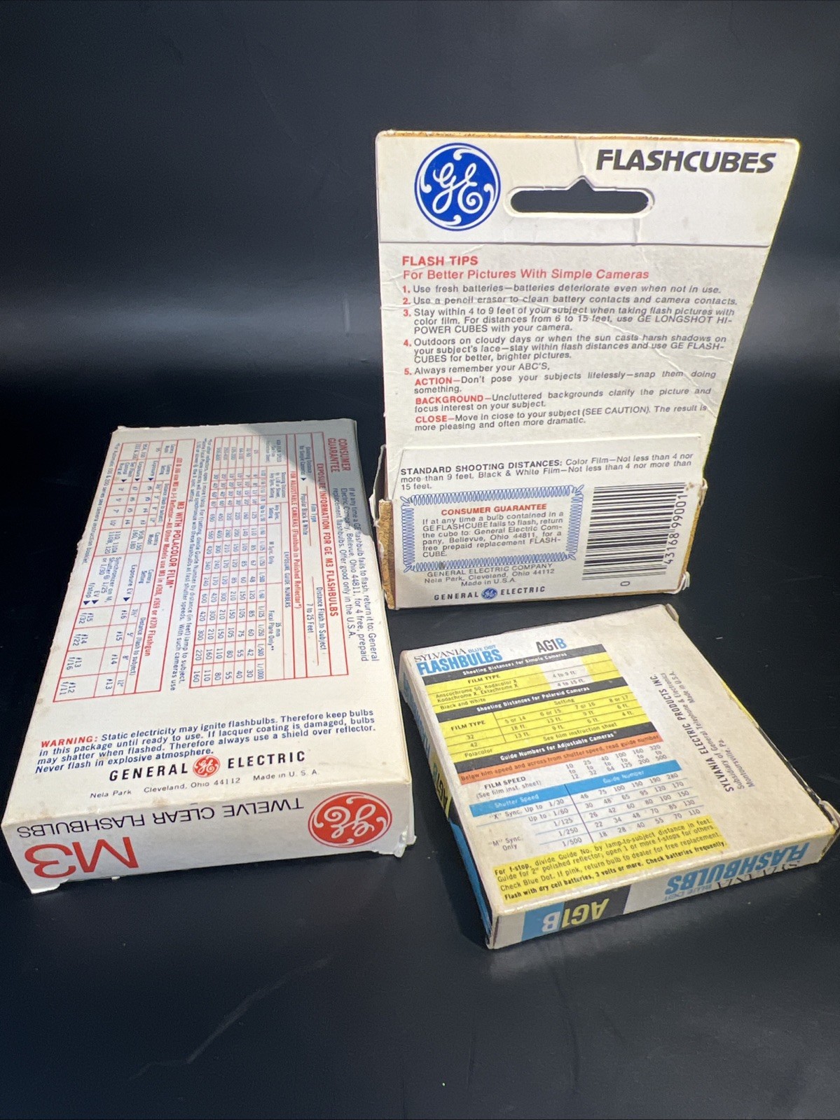 Lot of 3 Vintage NOS GE General Electric M3 AG-1B Flashbulbs And Flashcubes NIB