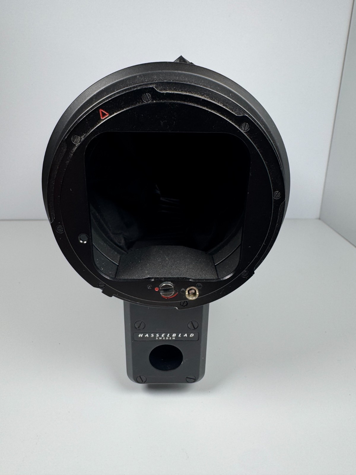 Hasselblad 135mm Macro Extension Bellows for 135mm F/5.6 Lenses w/Slider #B27
