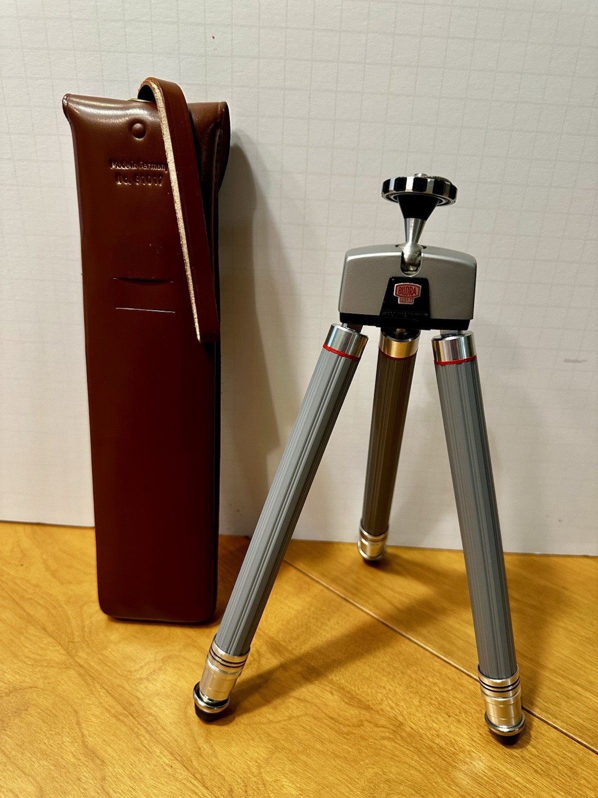 ✨ Vintage Bilora Biloret Model 2017 Telescoping Mini Tripod Made In Germany ✨