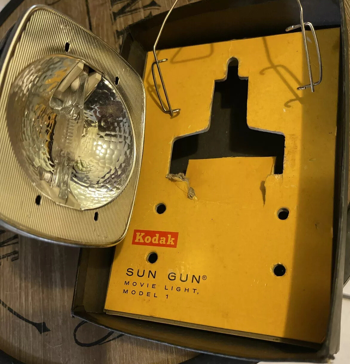 Kodak SUN GUN Movie light model 1,Exposure Guide kodachromeII Type ADWY Vintage
