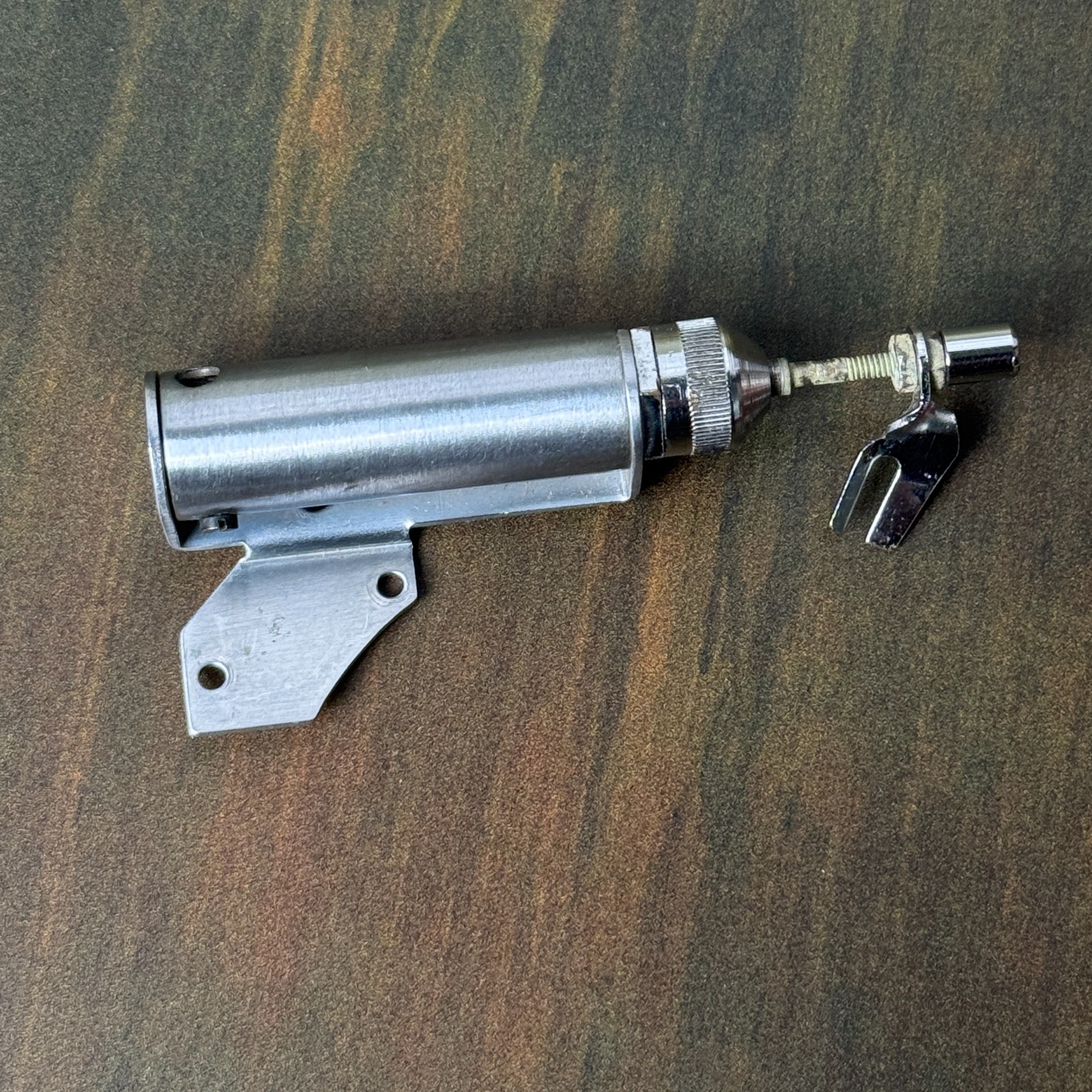 Heiland Research HR Solenoid Shutter Release for Graflex – Untested
