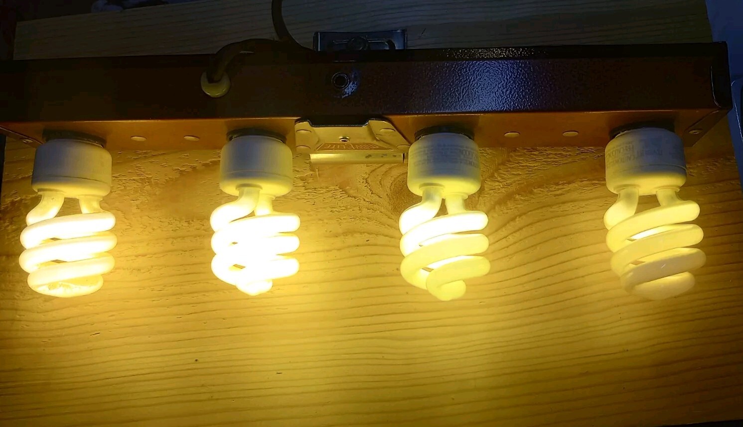 Vintage Acme Lite Mov E Lite Movie Light 4 Bulb Lighting Bar Works Original Bulb