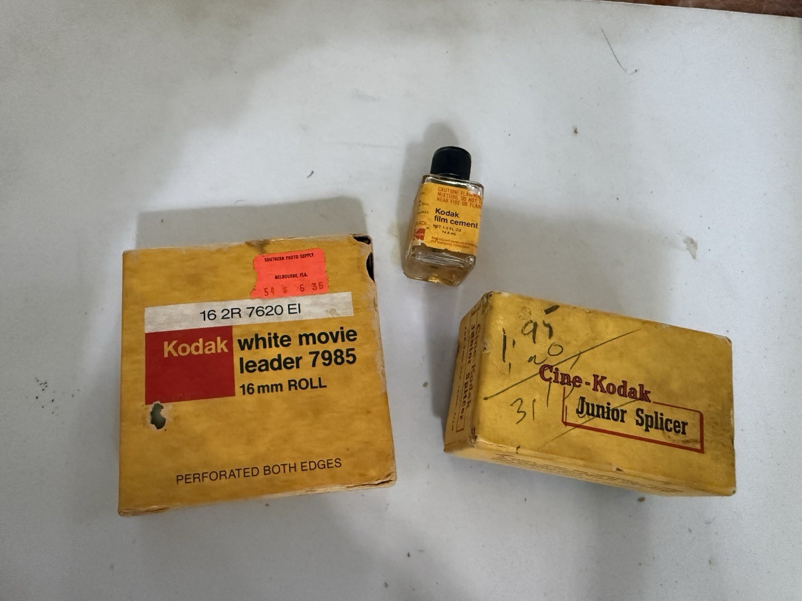 Kodak White Movie Leader 7985 Roll And Cine-Kodak Junior Splicer