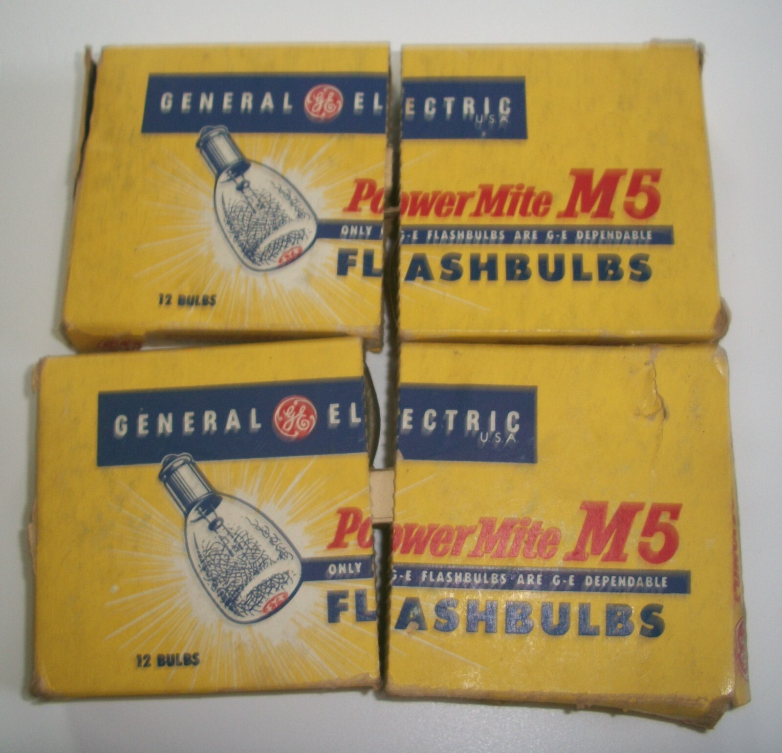 GE Sylvania Power Mite Camera Flash Bulbs M5 M3 M2 Lot 44 Bulbs & POLAROID 268