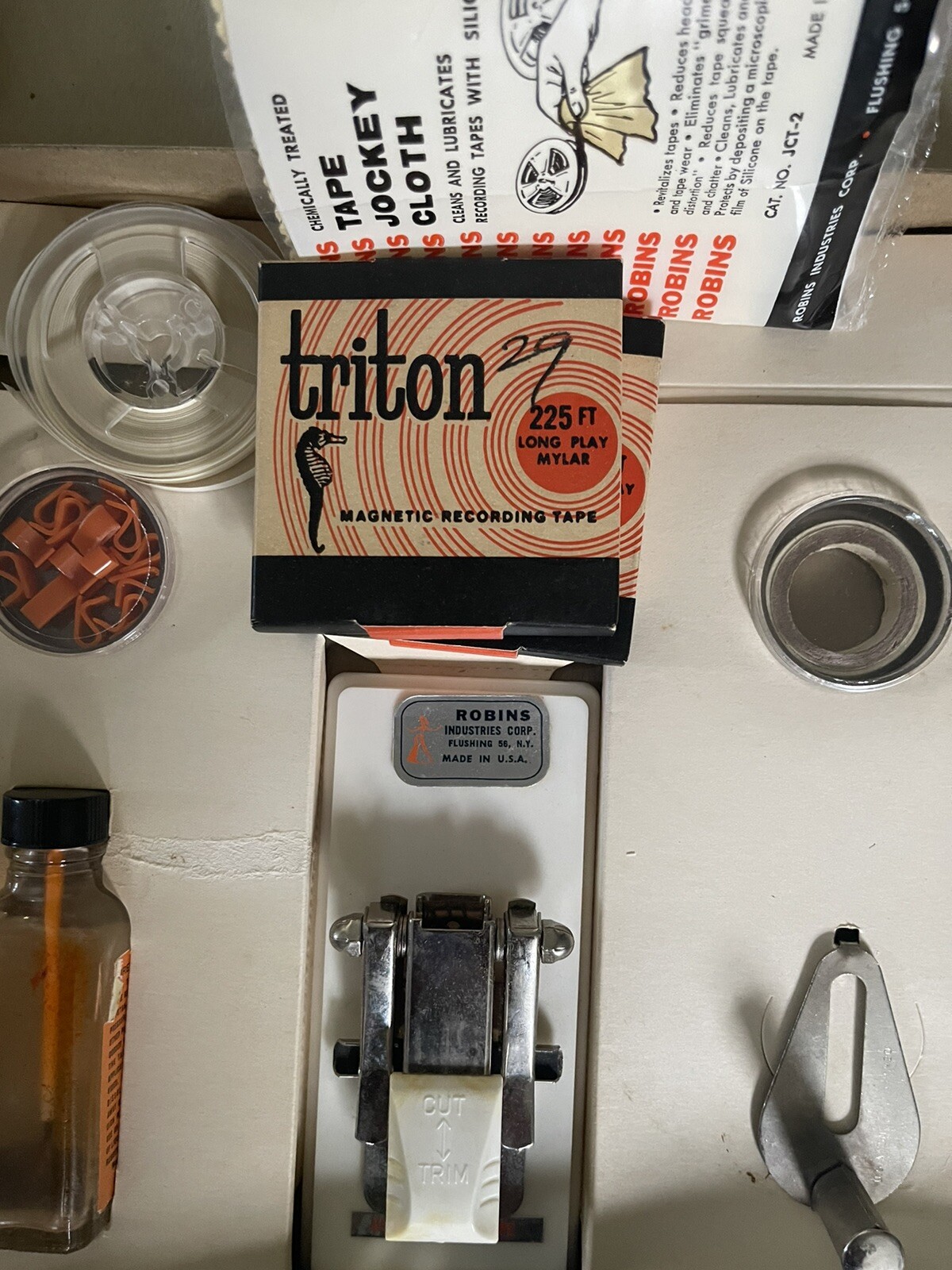 Vintage Robin Gibson girl Stereo 4 Tape Splicing Kit TK-4JR 1957