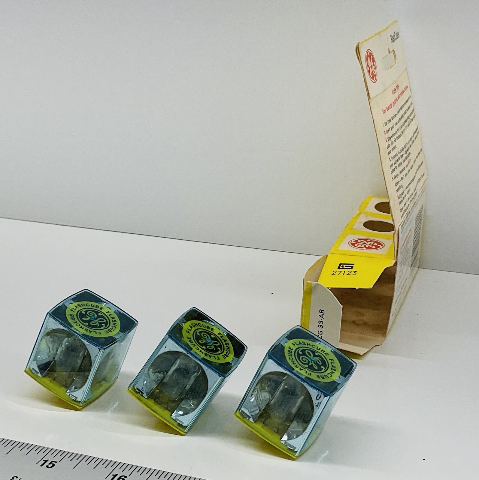 Vintage Pack of 3 GE General Electric FlashCubes Flash Cubes Camera