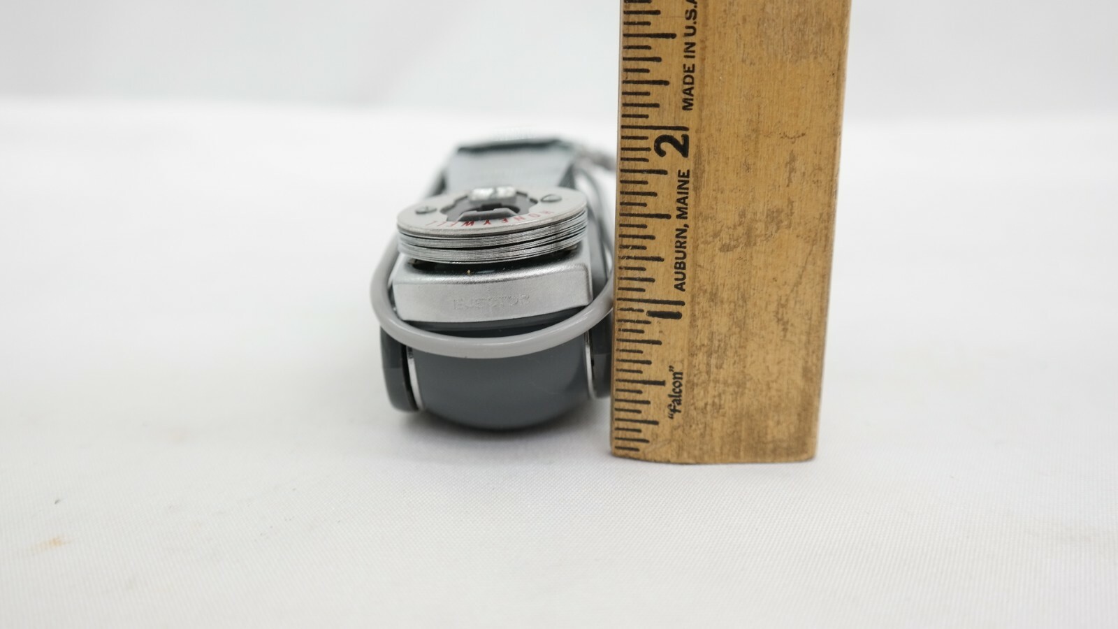 Vintage Honeywell Tilt-A-Mite Folding Fan Camera Flash w/ Case LW