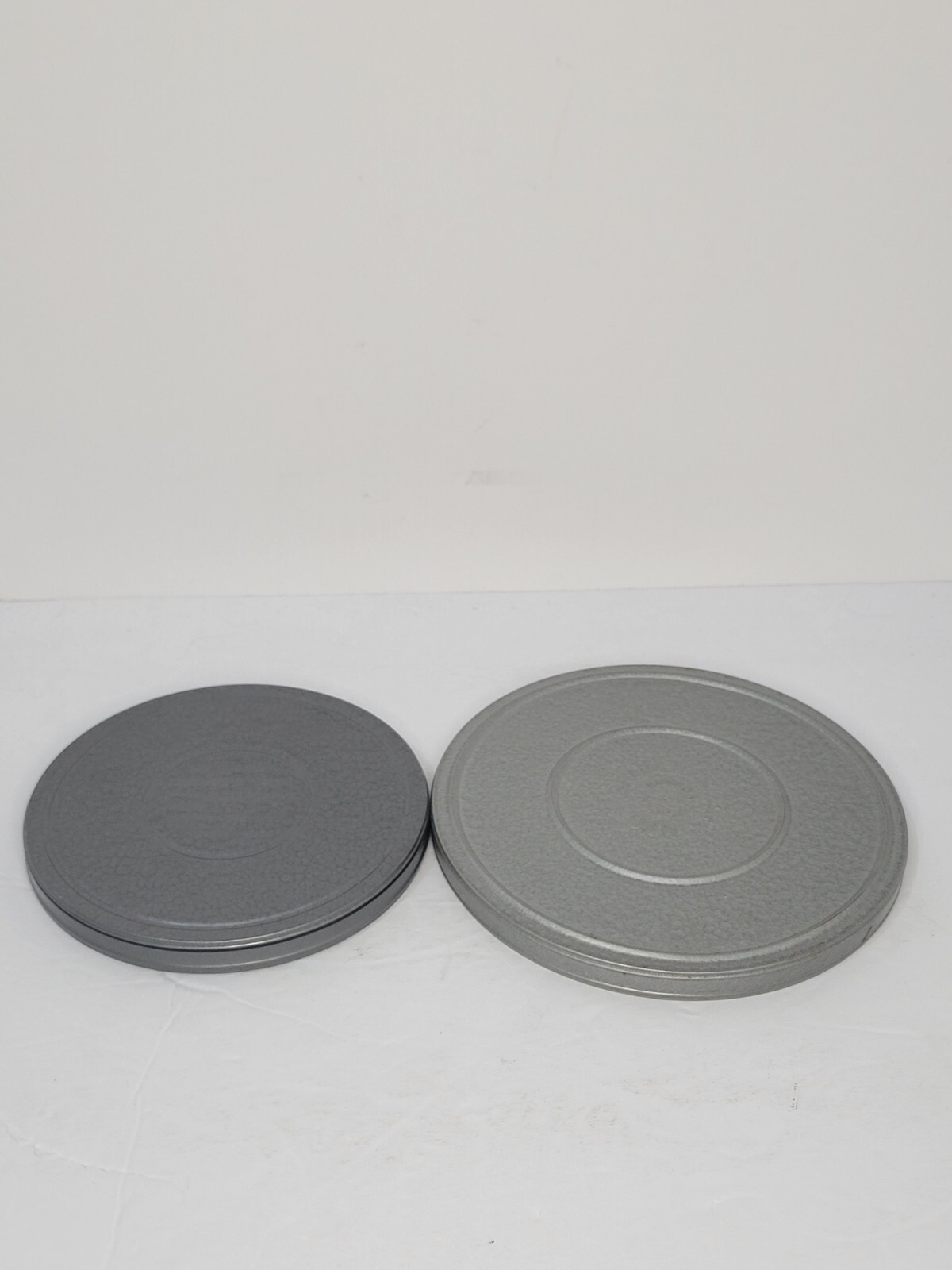 Vintage Empty Brumberger 8mm 5 in 200 Ft Film Reel & Canister And Compco