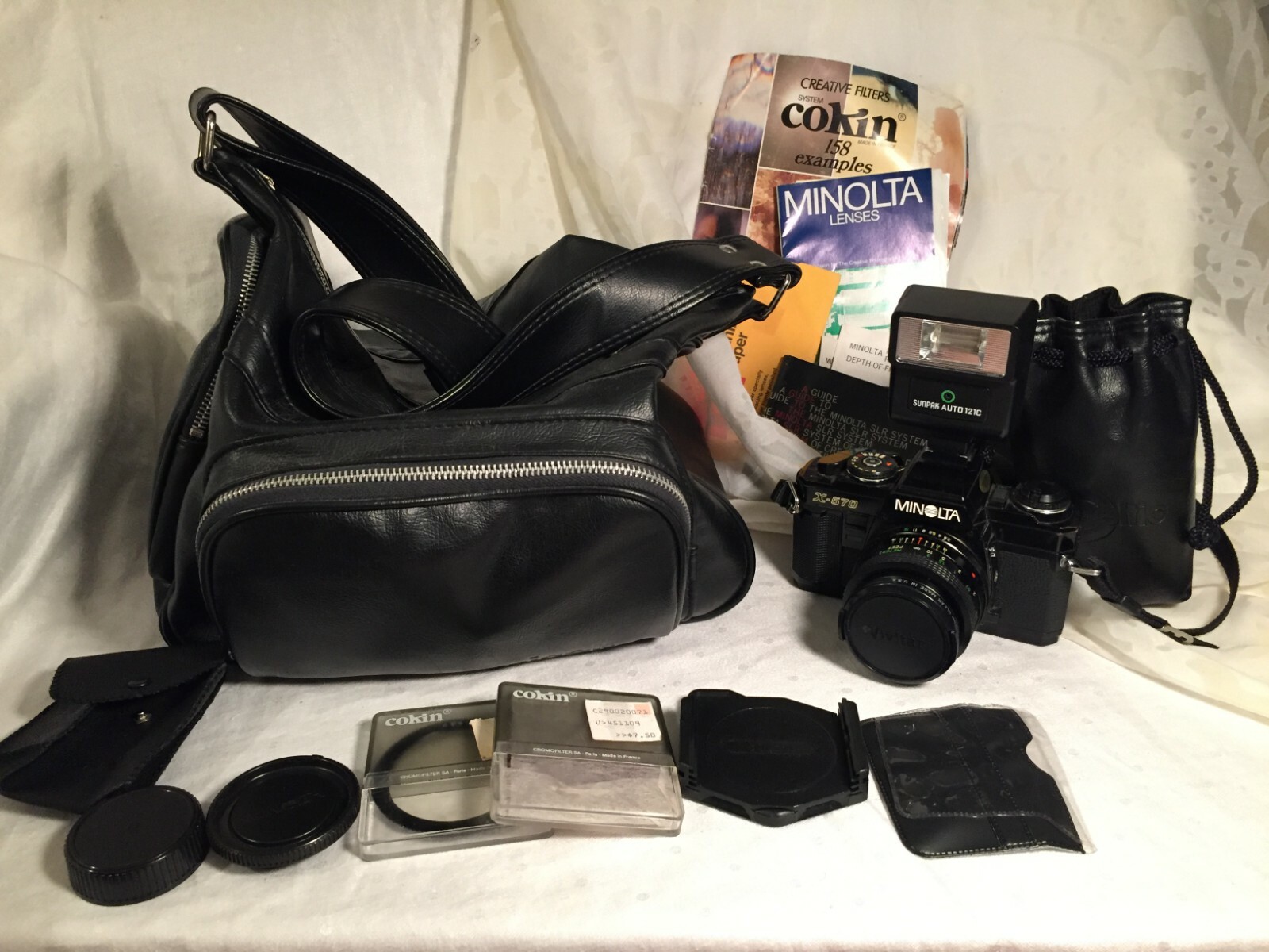 Minolta X-570 35MM SLR Camera &MD Celtic Telephoto Camera Lens SunPak Auto Flash