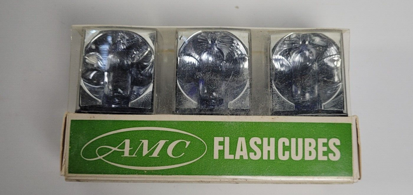 NOS Vintage AMC Flashcubes – 3 Cubes 12 Flashes