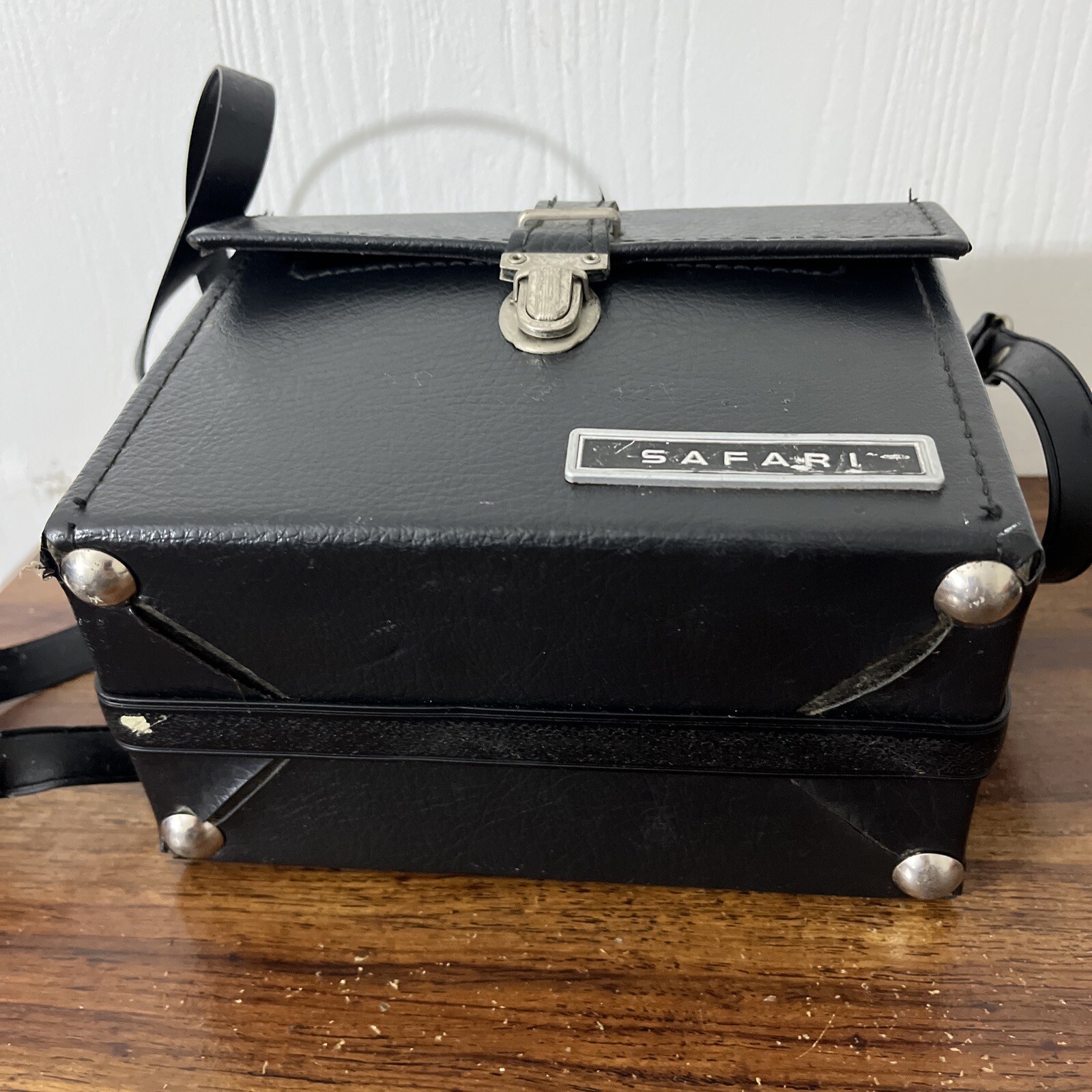 Vinatge Safari Camera Case- Made In USA