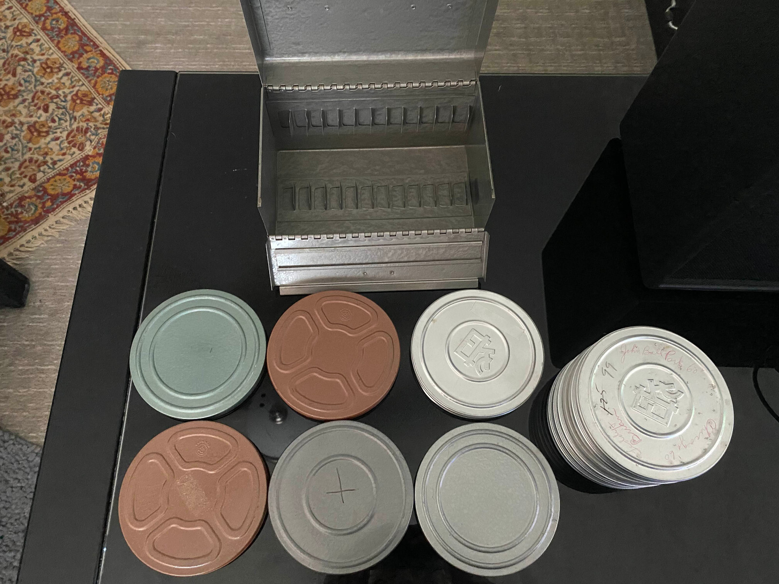Vintage 8mm Film Canister Reel Case With 12 EMPTY Reel Canisters