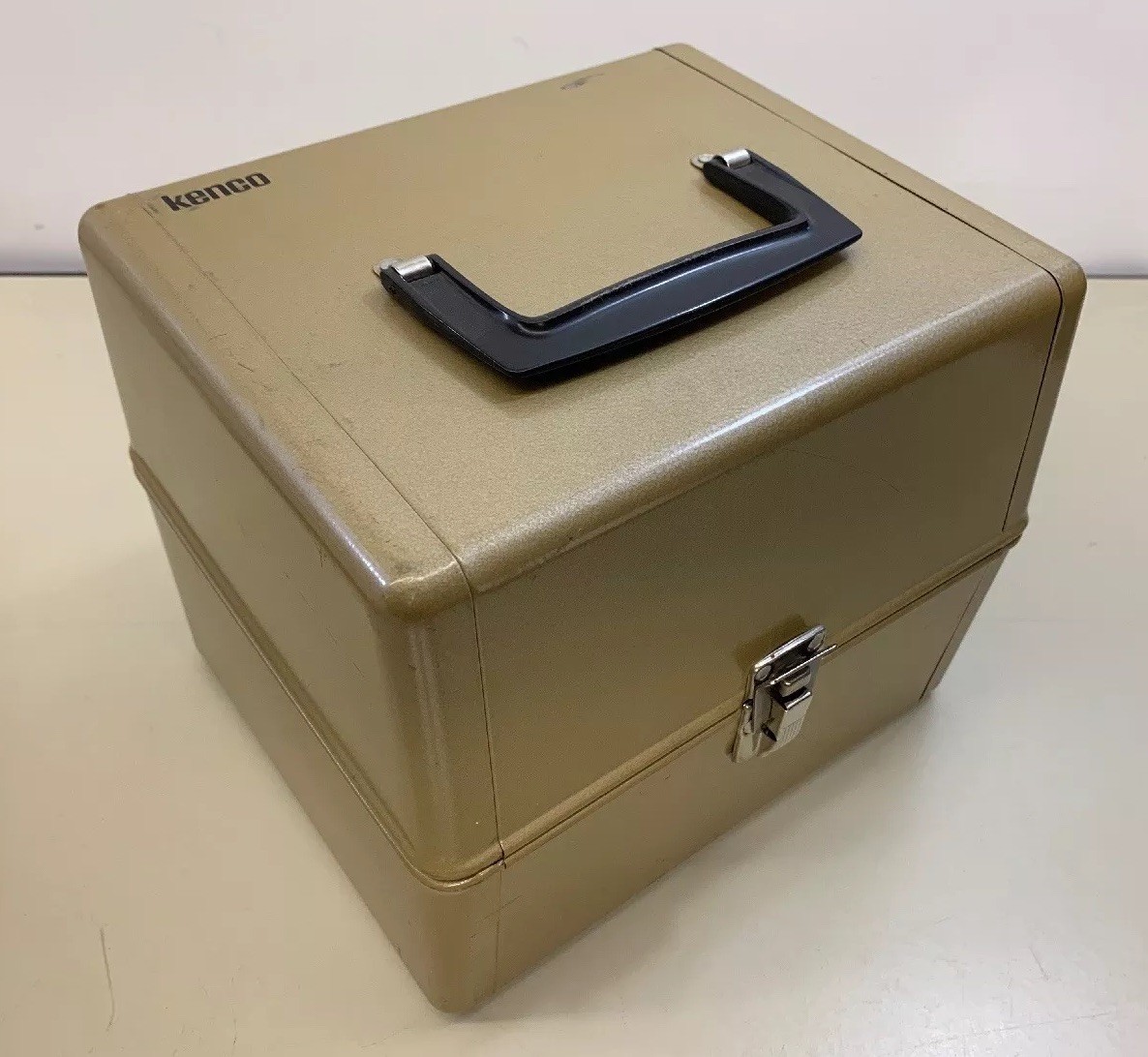 Kenco Film Tape Reel Chest Metal Box Holds 10 Cannisters Clean No Dents Or Rust