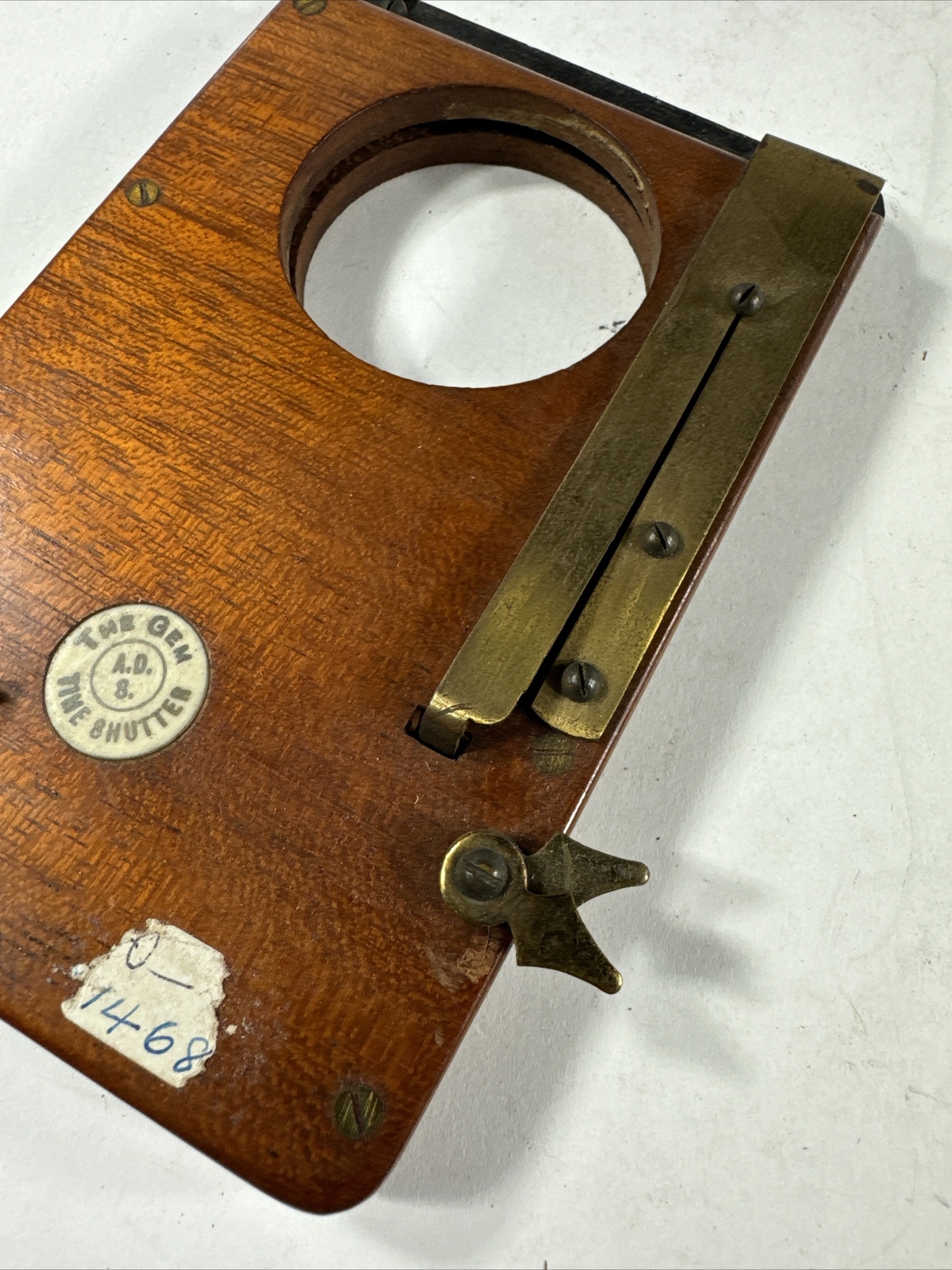 The Gem Time Shutter A. D. S. – Antique Rare Wood Brass Shutter for Barrel Lens