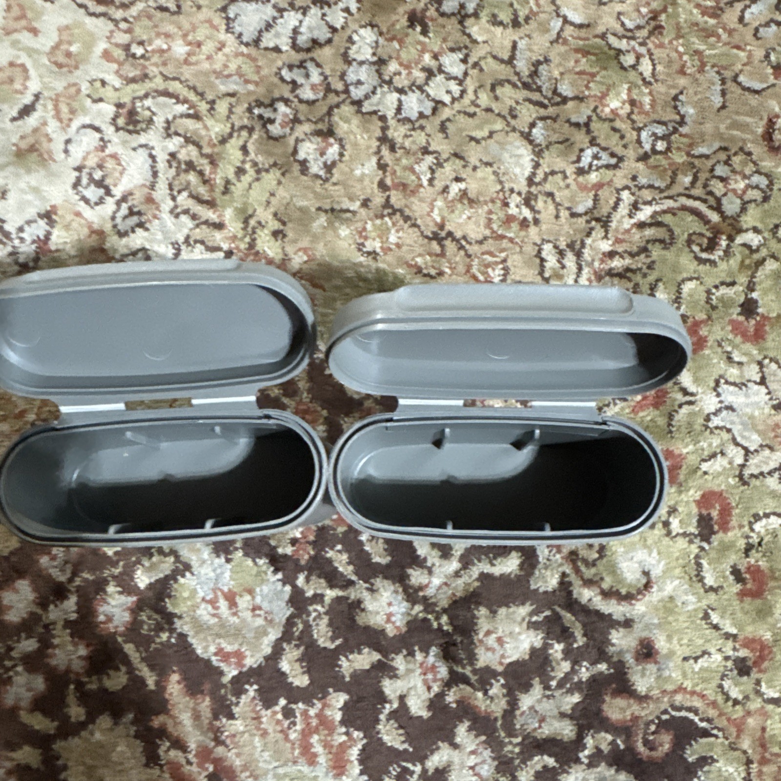 Rowi Film Protec Case for 35mm Film Holds 6 Rolls – Made in W Germany