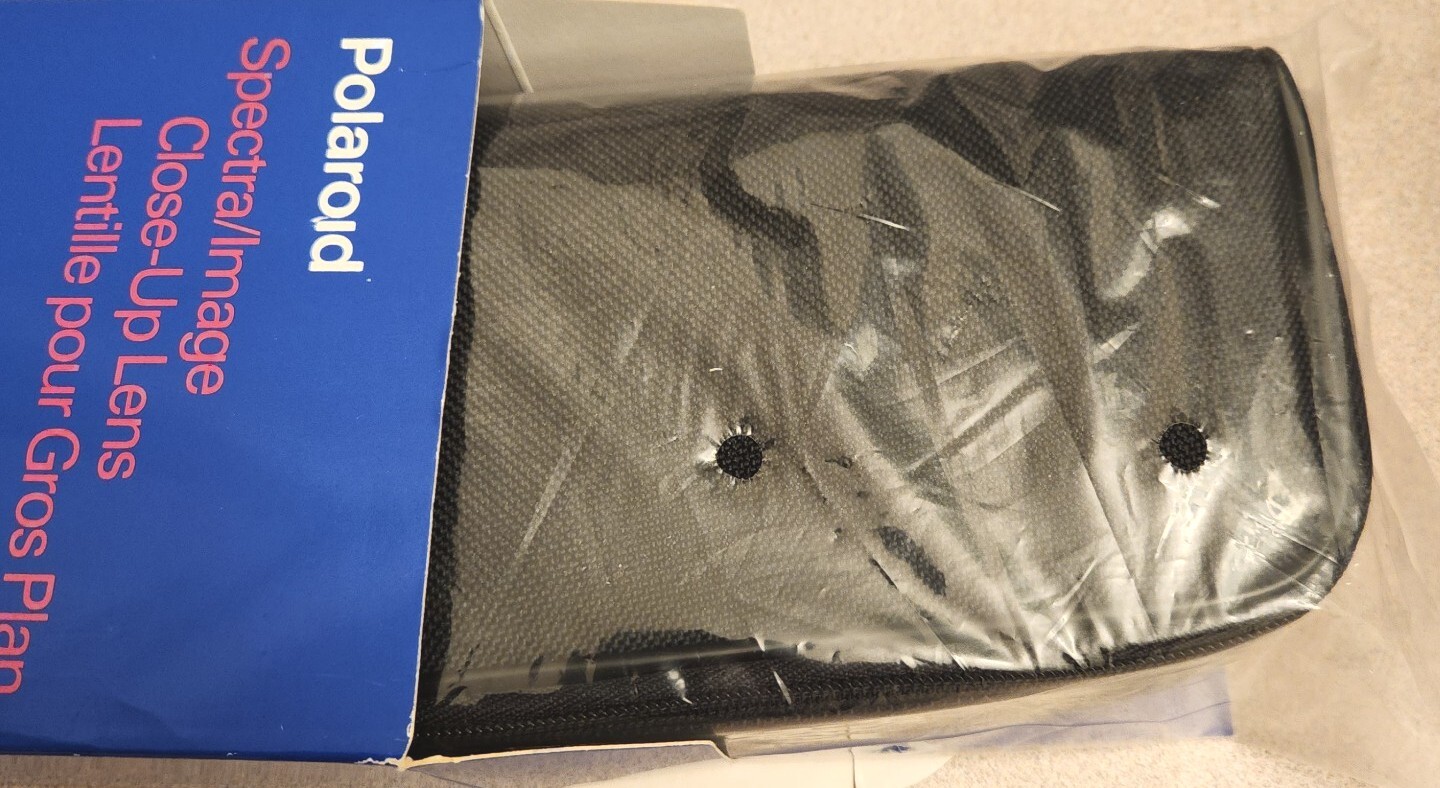 Polaroid F112 Spectra/Image Close Up Lens with Case & Original Box