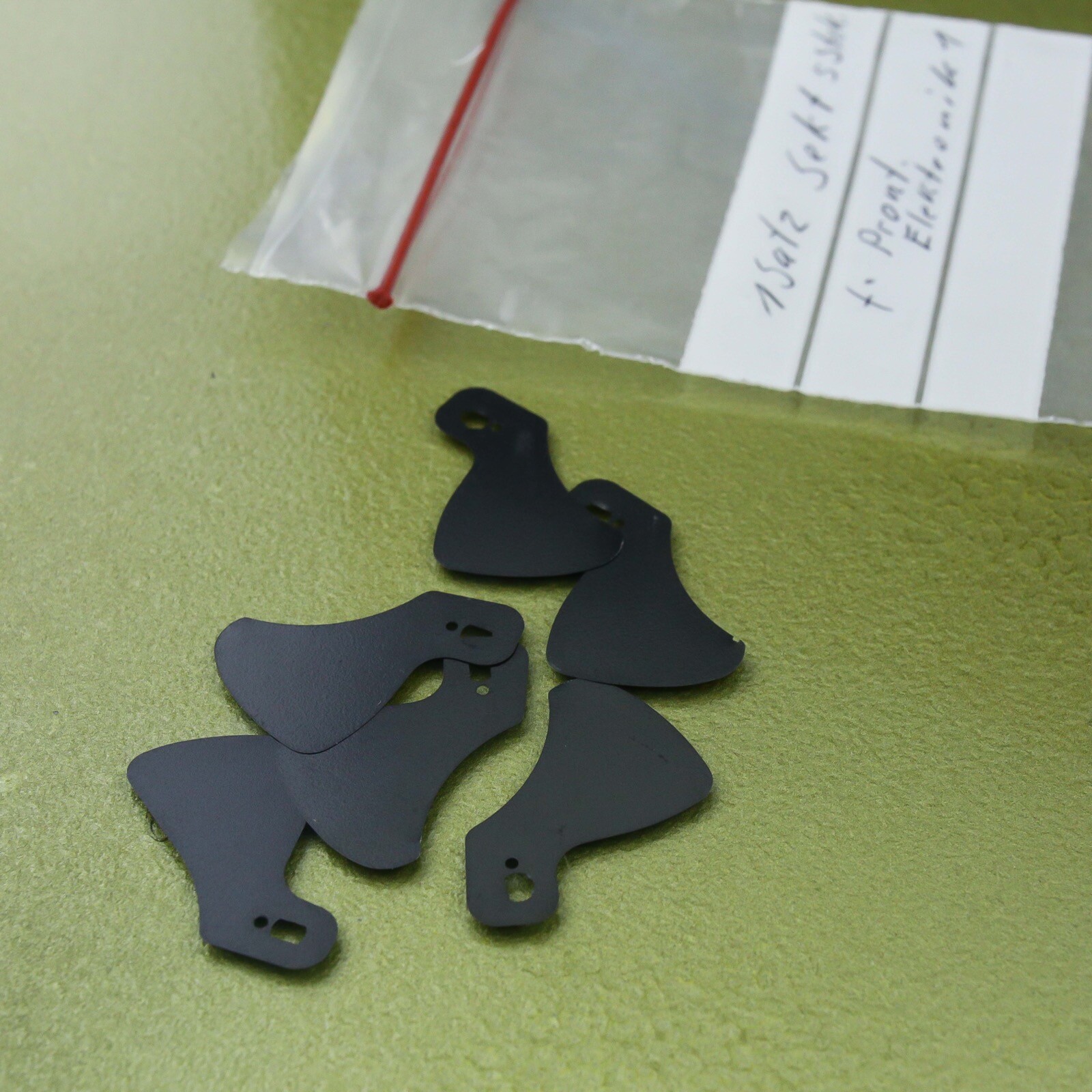 Hasselblad LOT OF PRONTOR BLADES accessory part repair analogue PLANAR ? ☆☆☆☆
