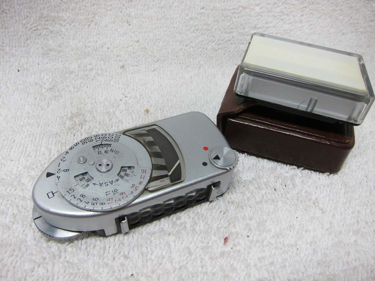 Vintage Leitz LEICA Meter MC Lightmeter Attachment w/Booster for M Cameras.M2 M3