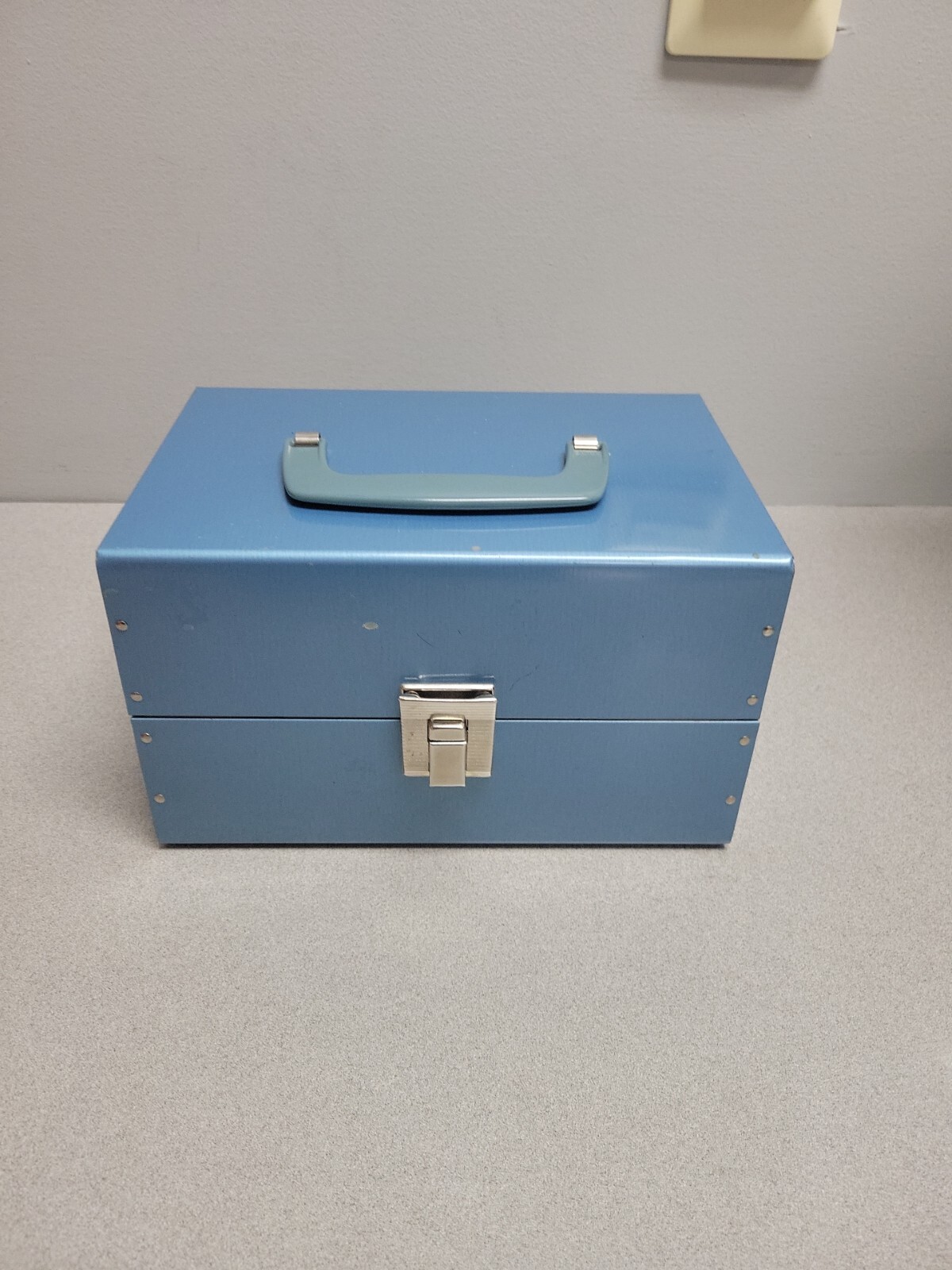 Metal Blue 8mm Movie Reel Chest Box 12 Slot Film Storage Case