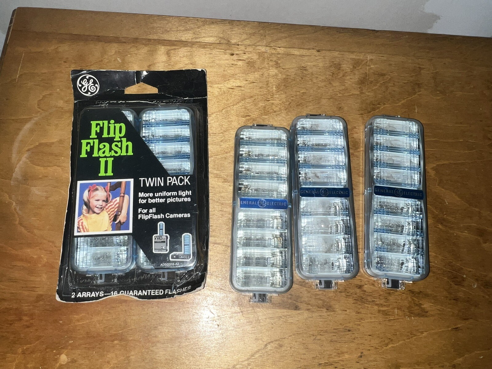 Vintage GE Flip Flash II 2 Twin Pack Flash Packs for FlipFlash Cameras