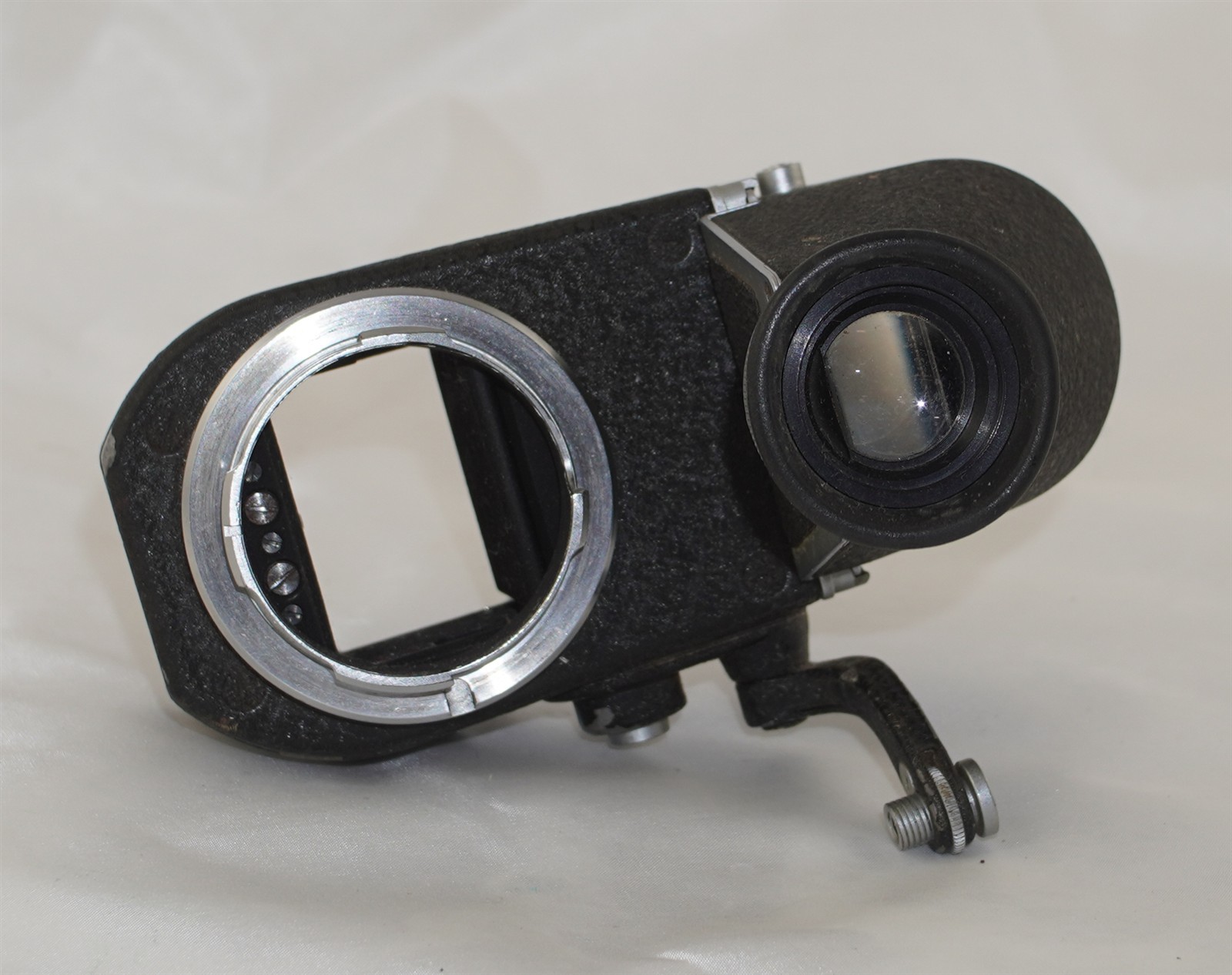 Leitz Leica Visoflex II M Mount Mirror Box w/ Prism Finder
