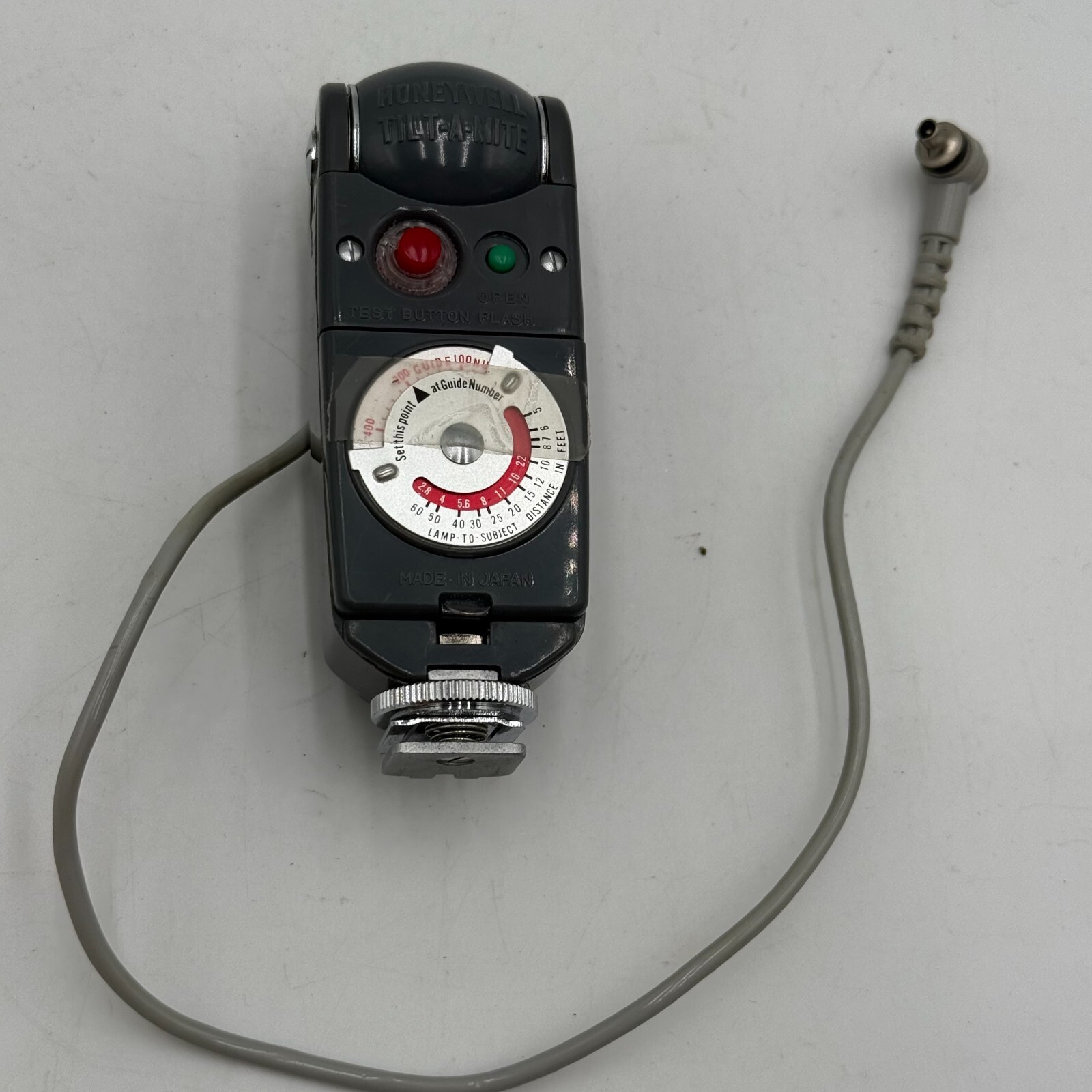 Honeywell Tilt-A-Mite Flash Unit Collapsible Fan Style Vintage Camera