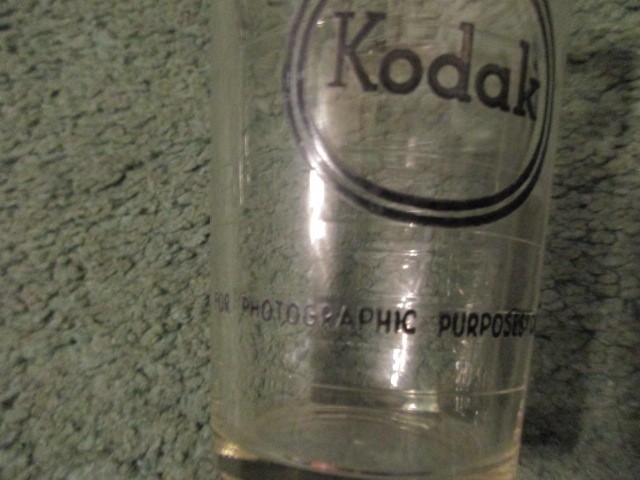 Vintage Lot of (2) Eastman Kodak 4oz Dark Room Chemical Measure Glass Beakers