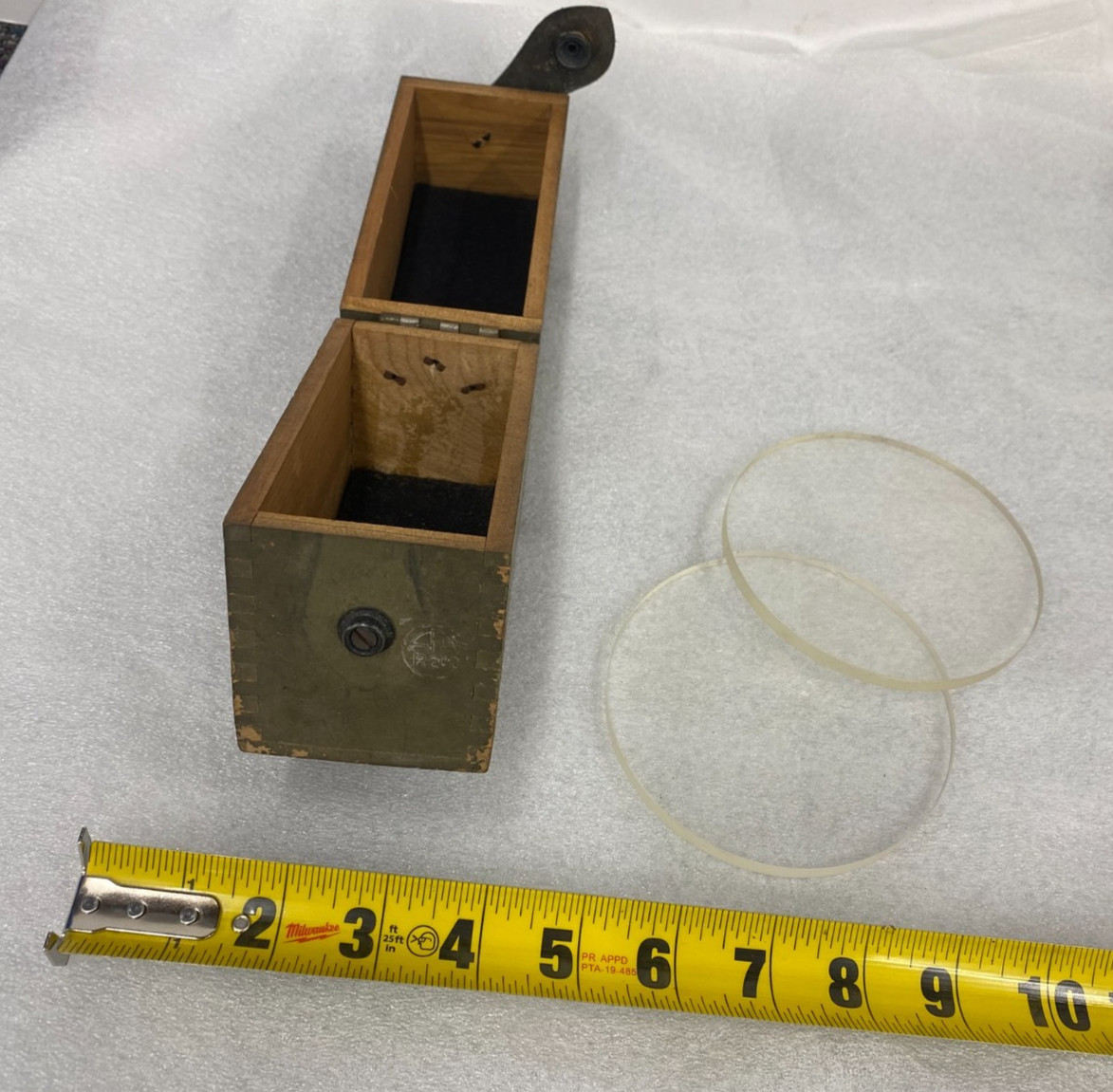 WW2 K-21 camera Filter box w/ 2 clear filters military (for graflex)