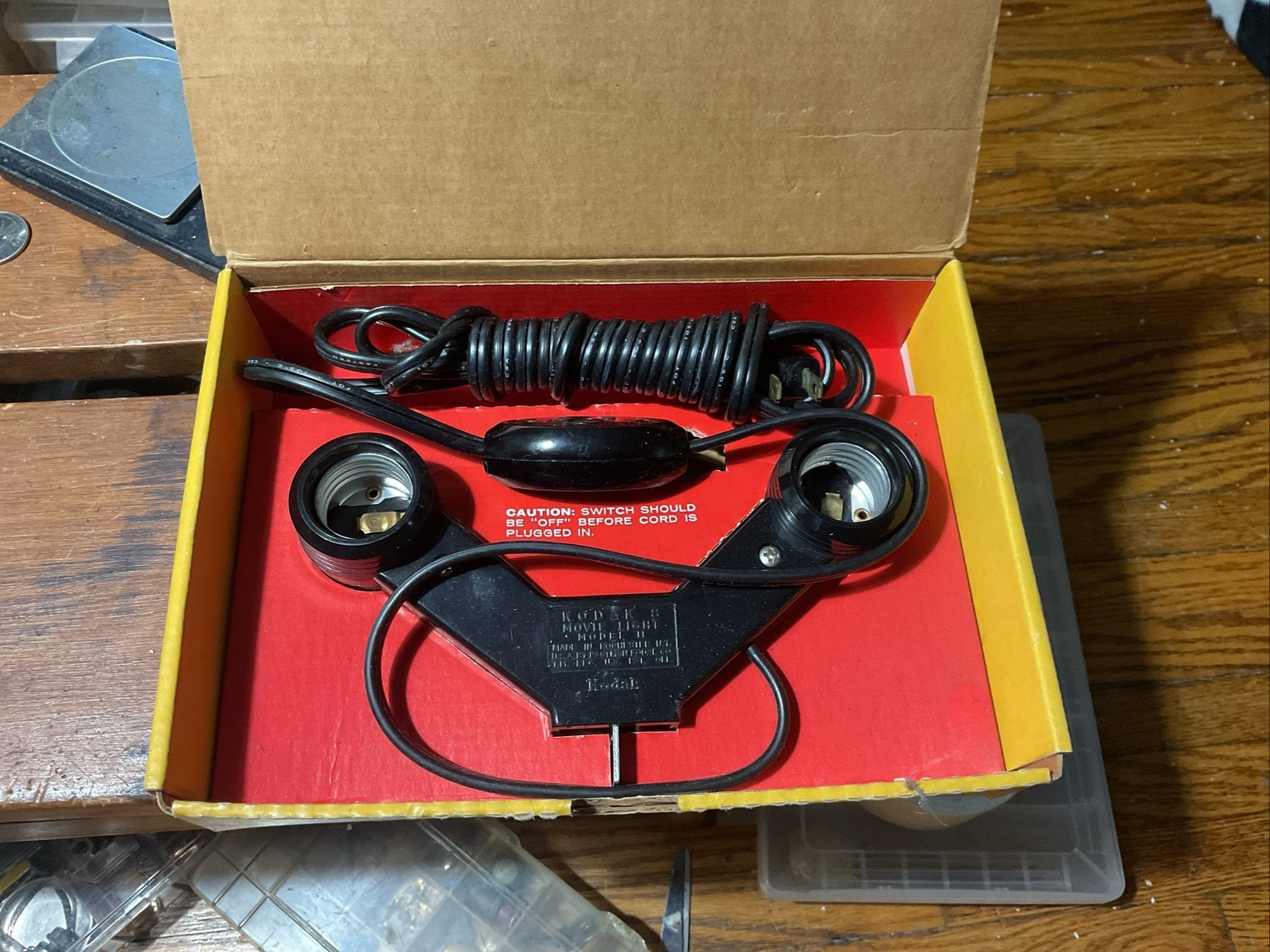 Vintage – Kodak 8 Movie Light Model 2 in Original Box nice condition