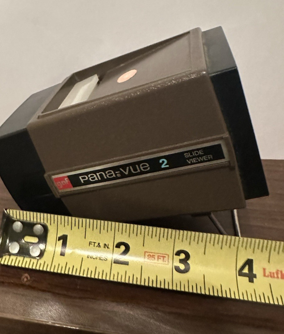 GAF Pana-Vue 2 Slide Viewer (Untested) Vintage 35 mm 2×2 inch slide viewer