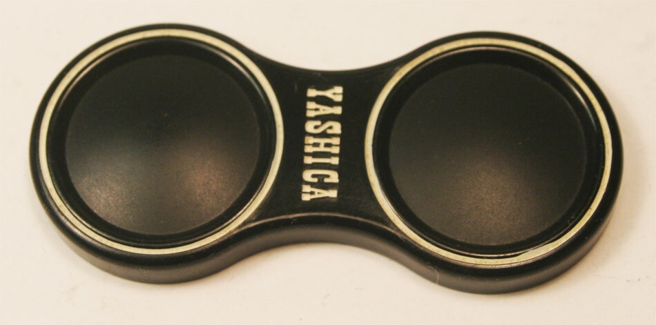 Genuine Yashica Bakelite Push-On Lens Cap For Early Type TLR Cameras