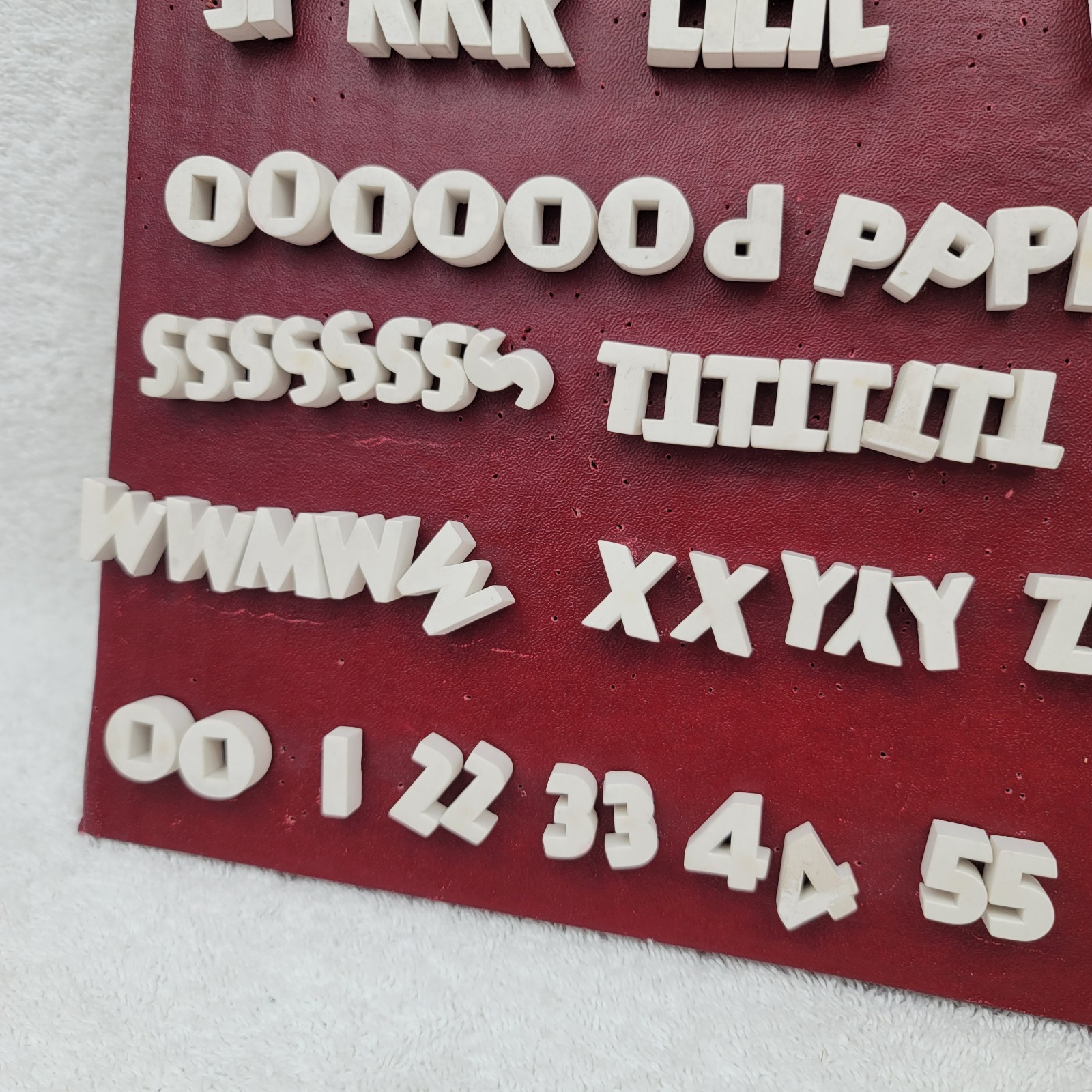 Vintage Mitten’s Professional Movie Titler PLT 1 Set 3/4″ 160 Characters