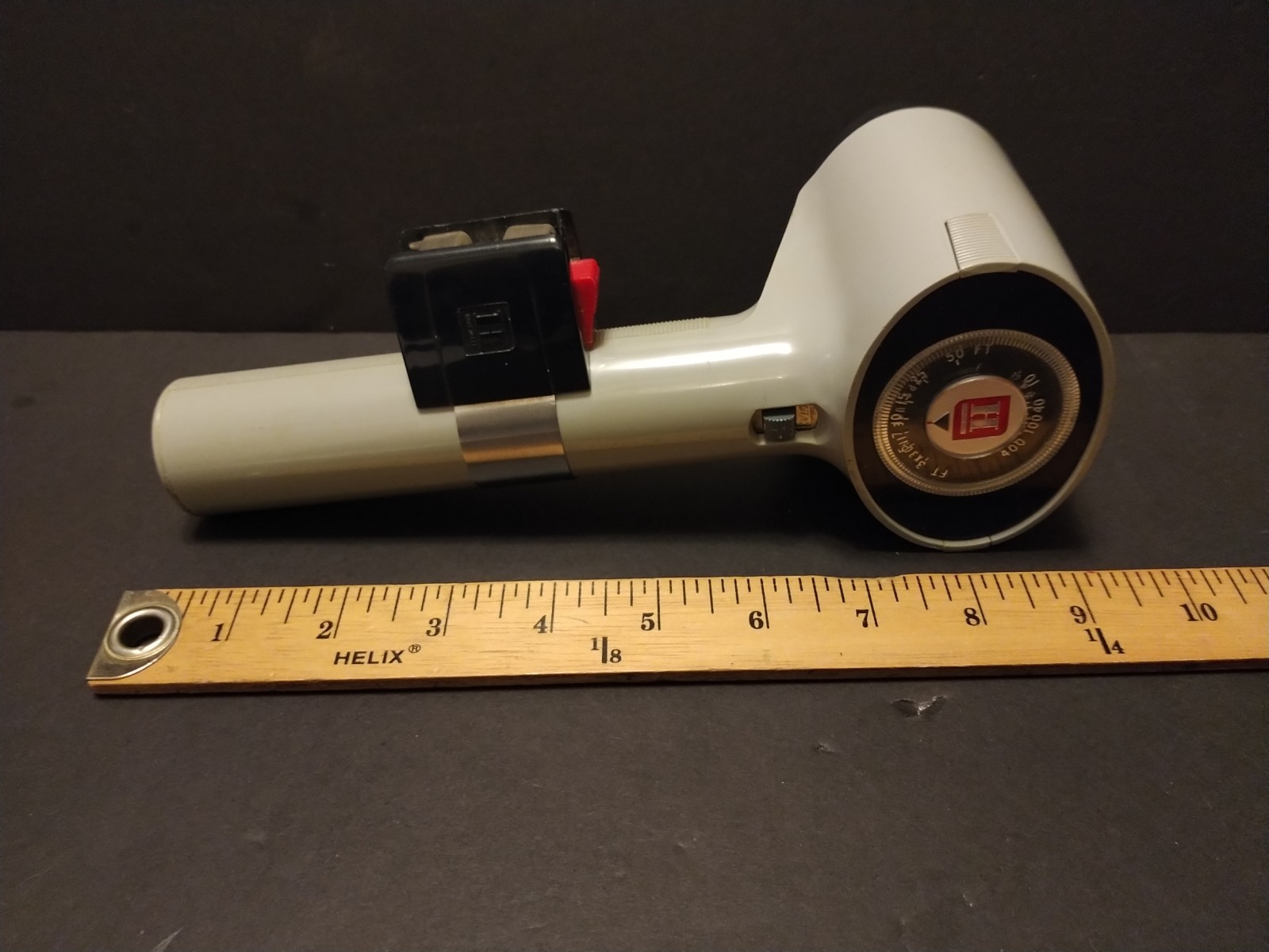 HONEYWELL FUTURAMIC STROBONAR Vintage Camera Flash Model 65C made in USA