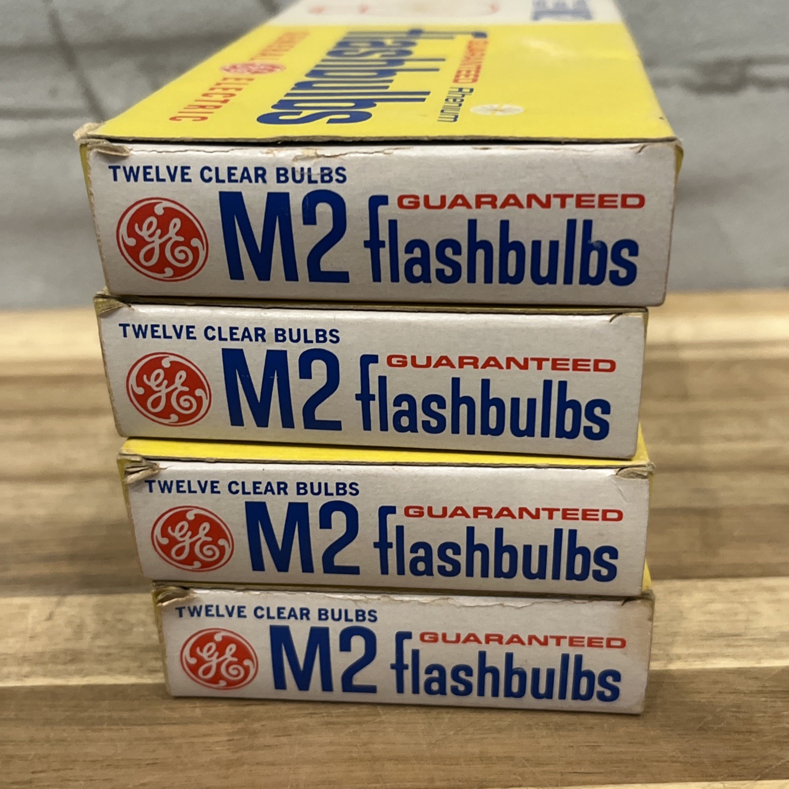 Vintage General Electric M2 GE Guaranteed Rhenium Flashbulbs USA 4 Packs of 12